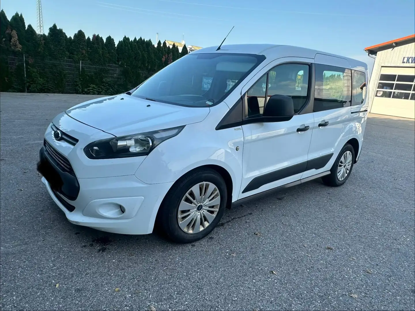 Ford Tourneo Connect 1.0 EcoBoost Start-Stop Ambiente - 2