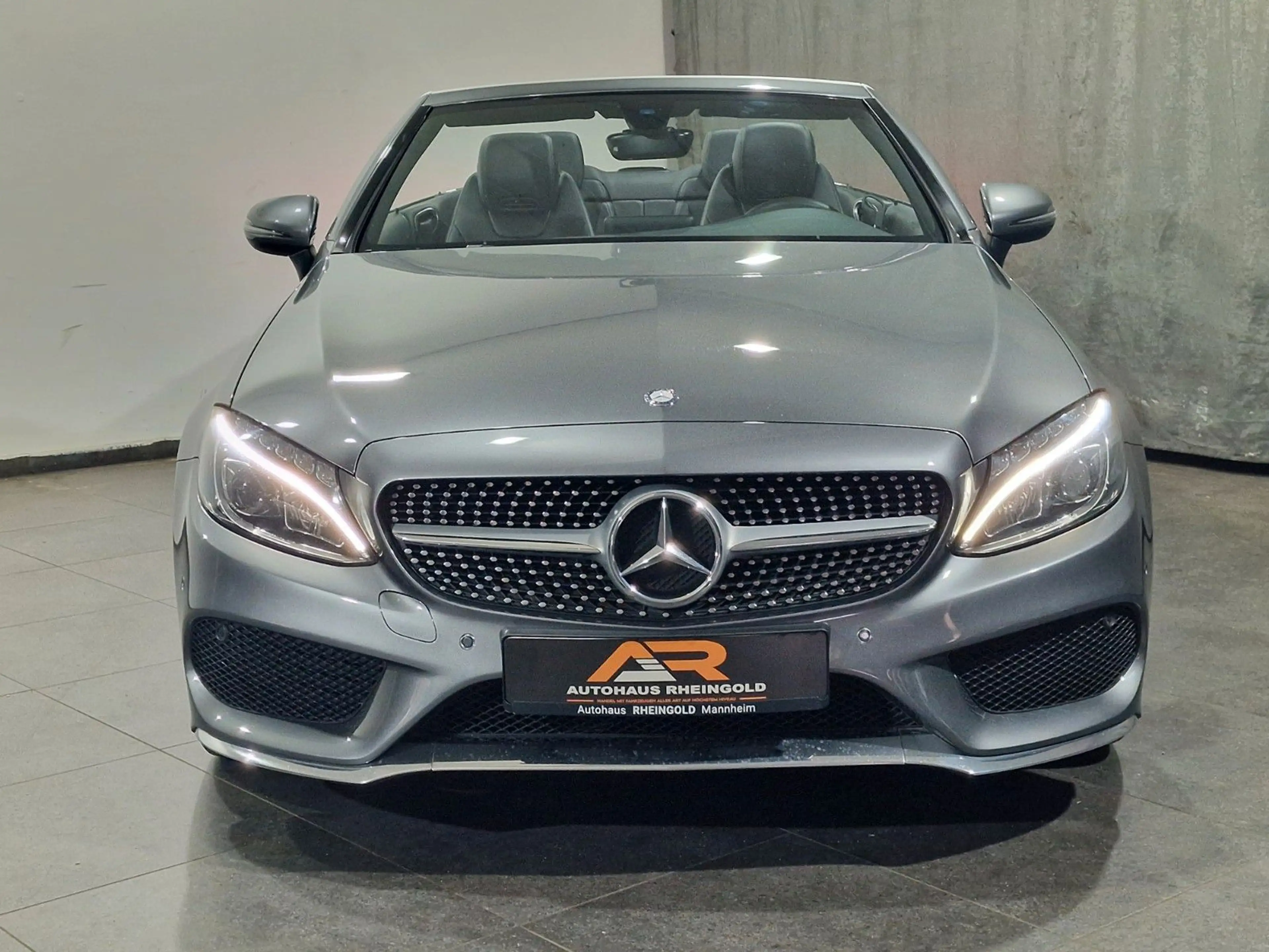 Mercedes-Benz C 180 Cabrio AMG-Line — photo 10