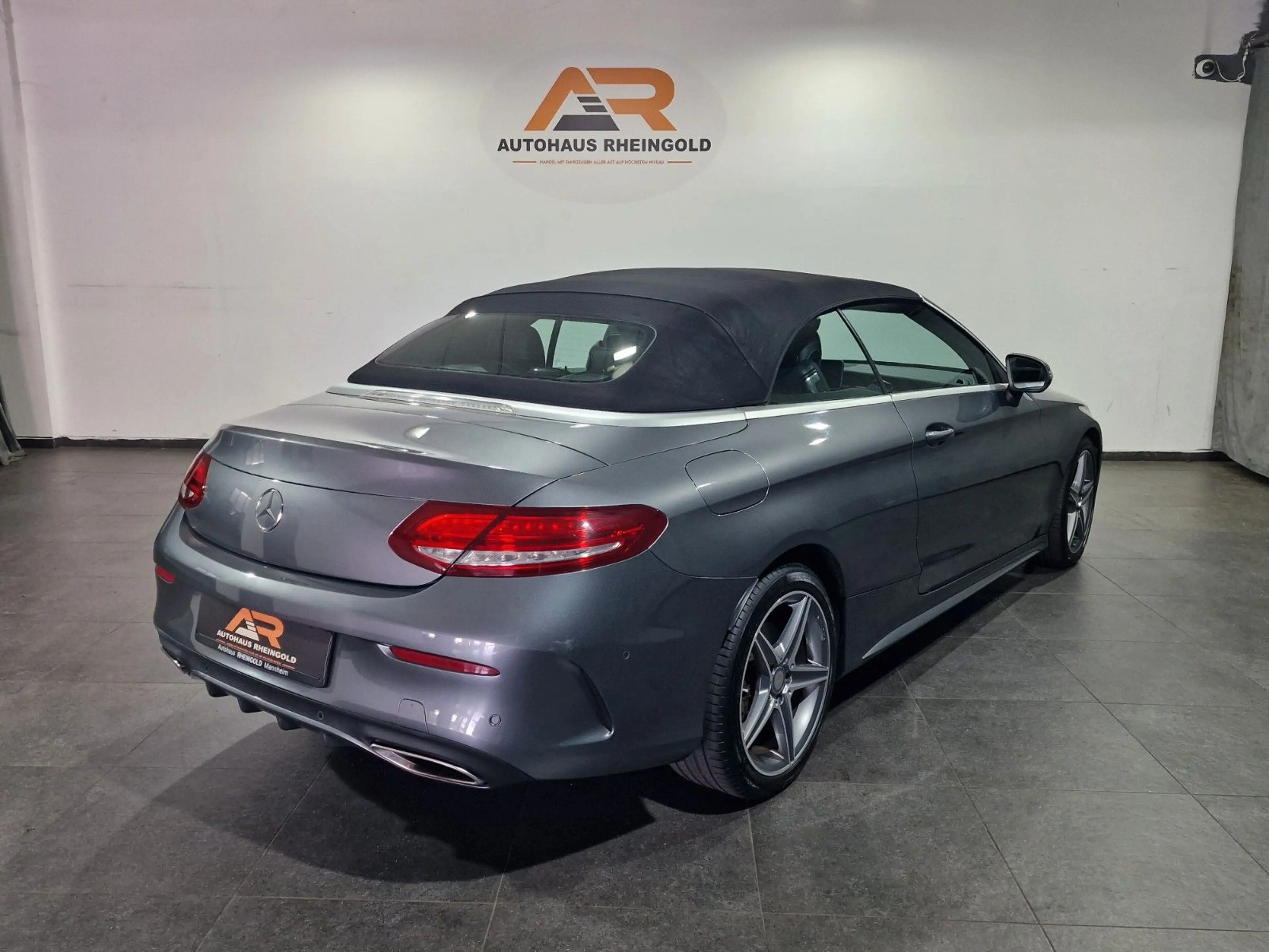 Mercedes-Benz C 180 Cabrio AMG-Line — photo 5