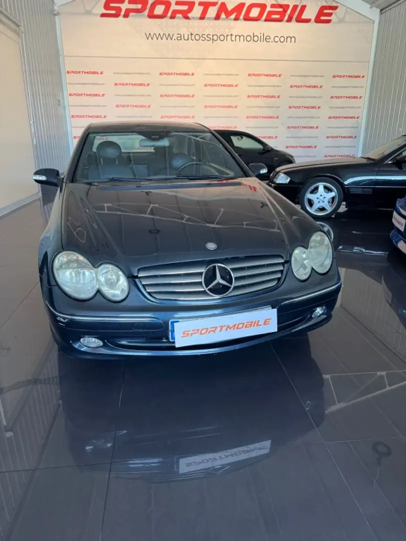 Mercedes-Benz CLK 200 320 Blauw - 1
