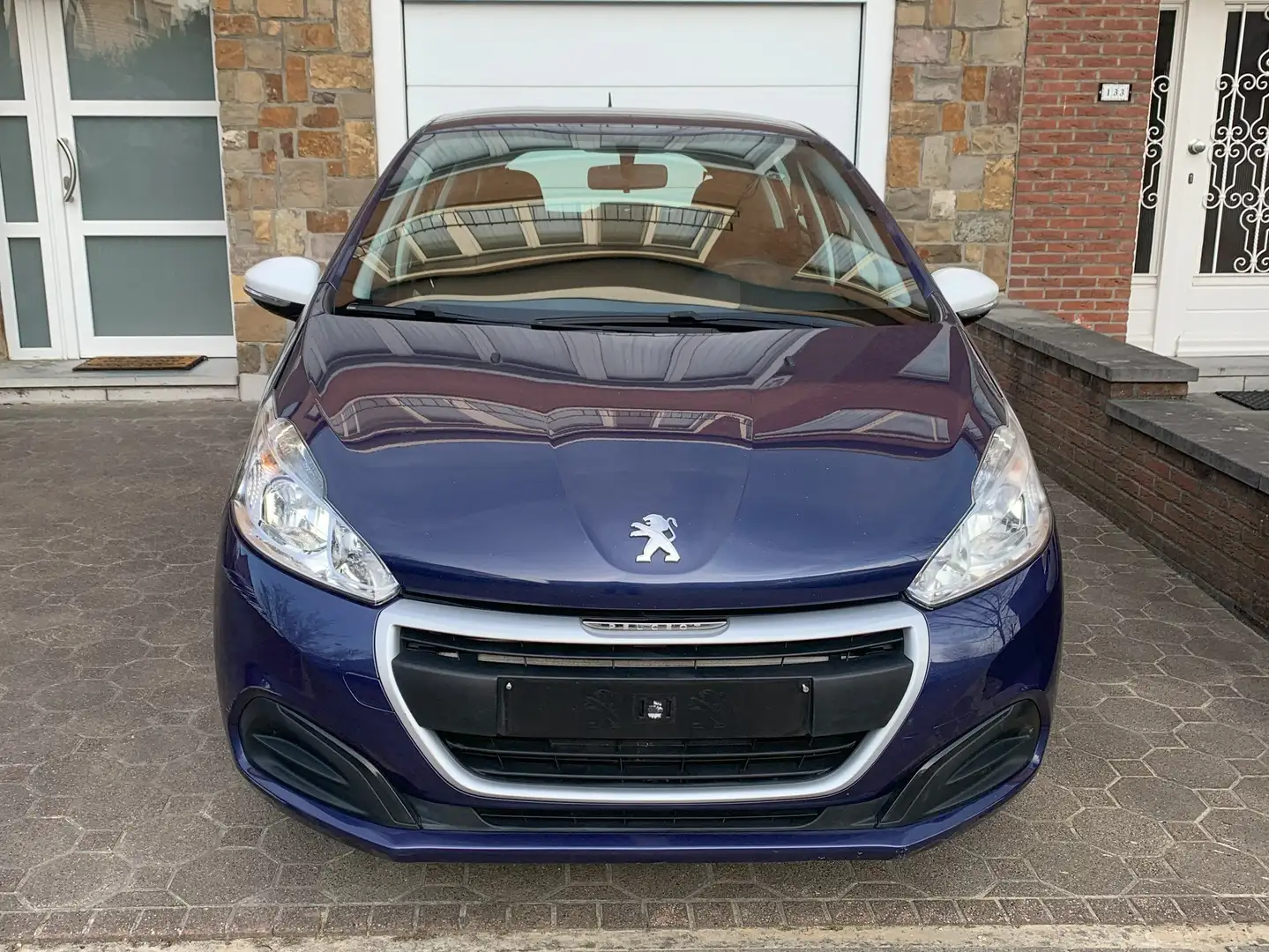 Peugeot 208 1.2i+PureTech+Like +airco Blauw - 1