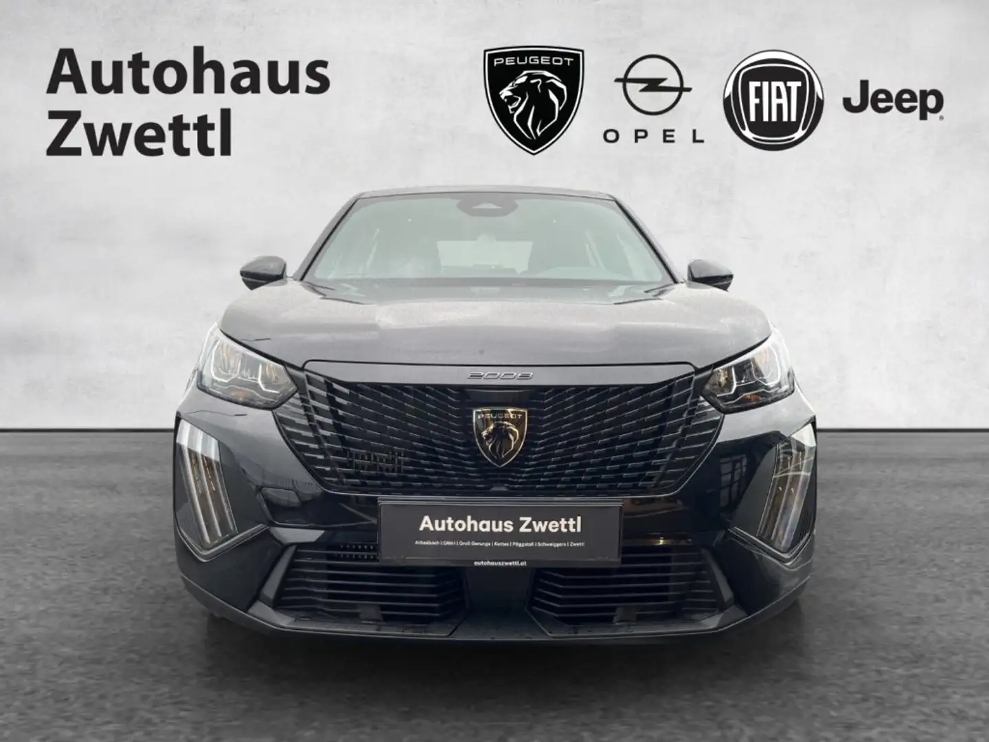 Peugeot 2008 Style MHEV 110 e-DCS6 Schwarz - 2