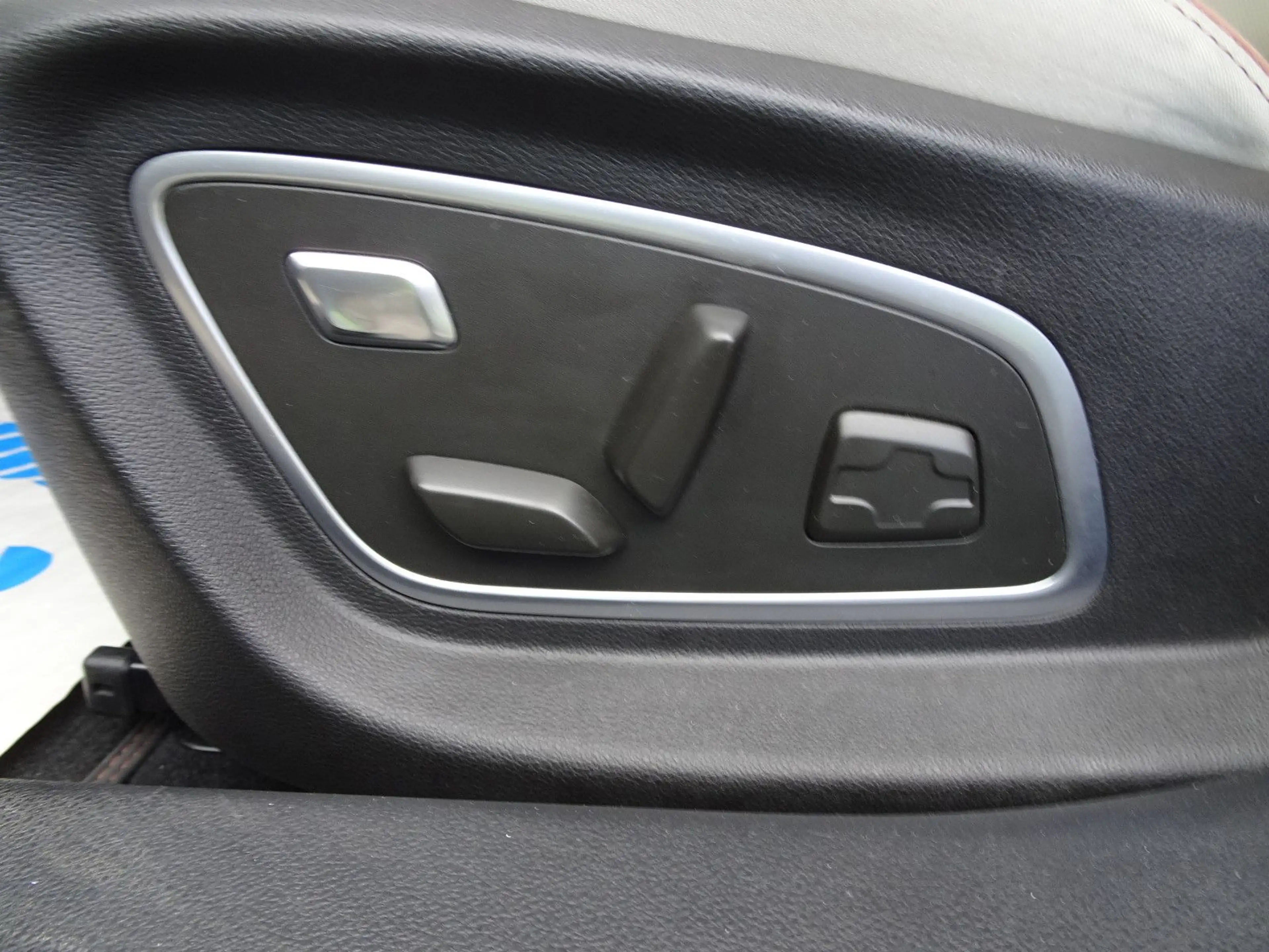 Renault Talisman TCe 225 EDC GPF Initiale Paris/ Leder — photo 12