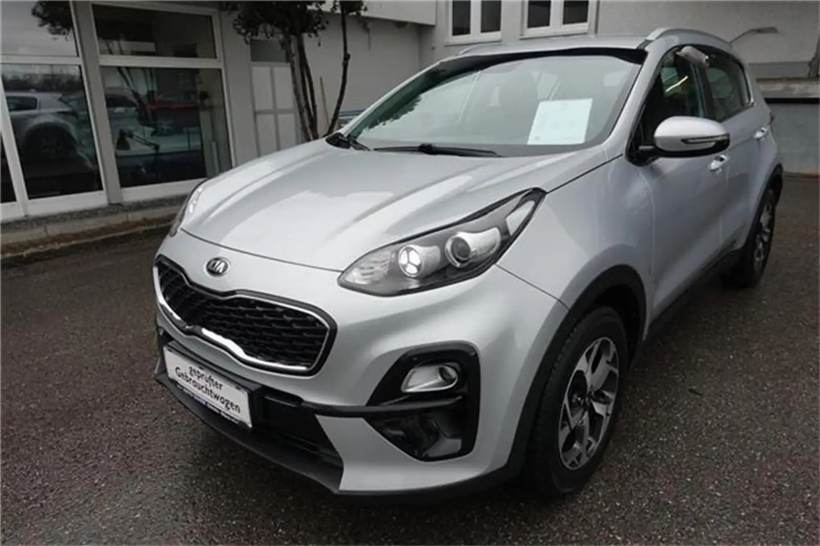 Kia Sportage 1,6 CRDI SCR Silber Silber - 1