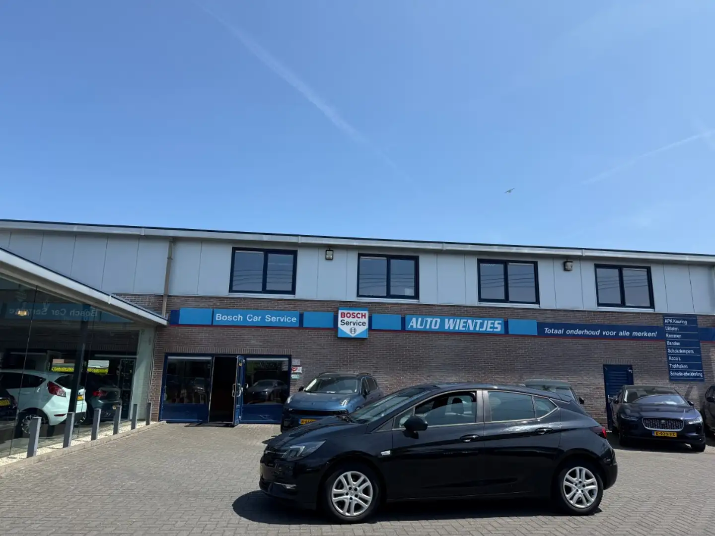 Opel Astra 1.5 CDTI 77kw | Busines 5-Drs | Airco | Navi Zwart - 1