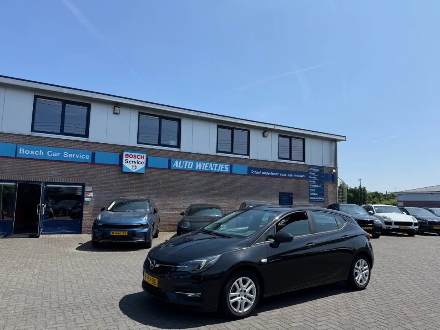 Opel Astra 1.5 CDTI 77kw | Busines 5-Drs | Airco | Navi Zwart - 2