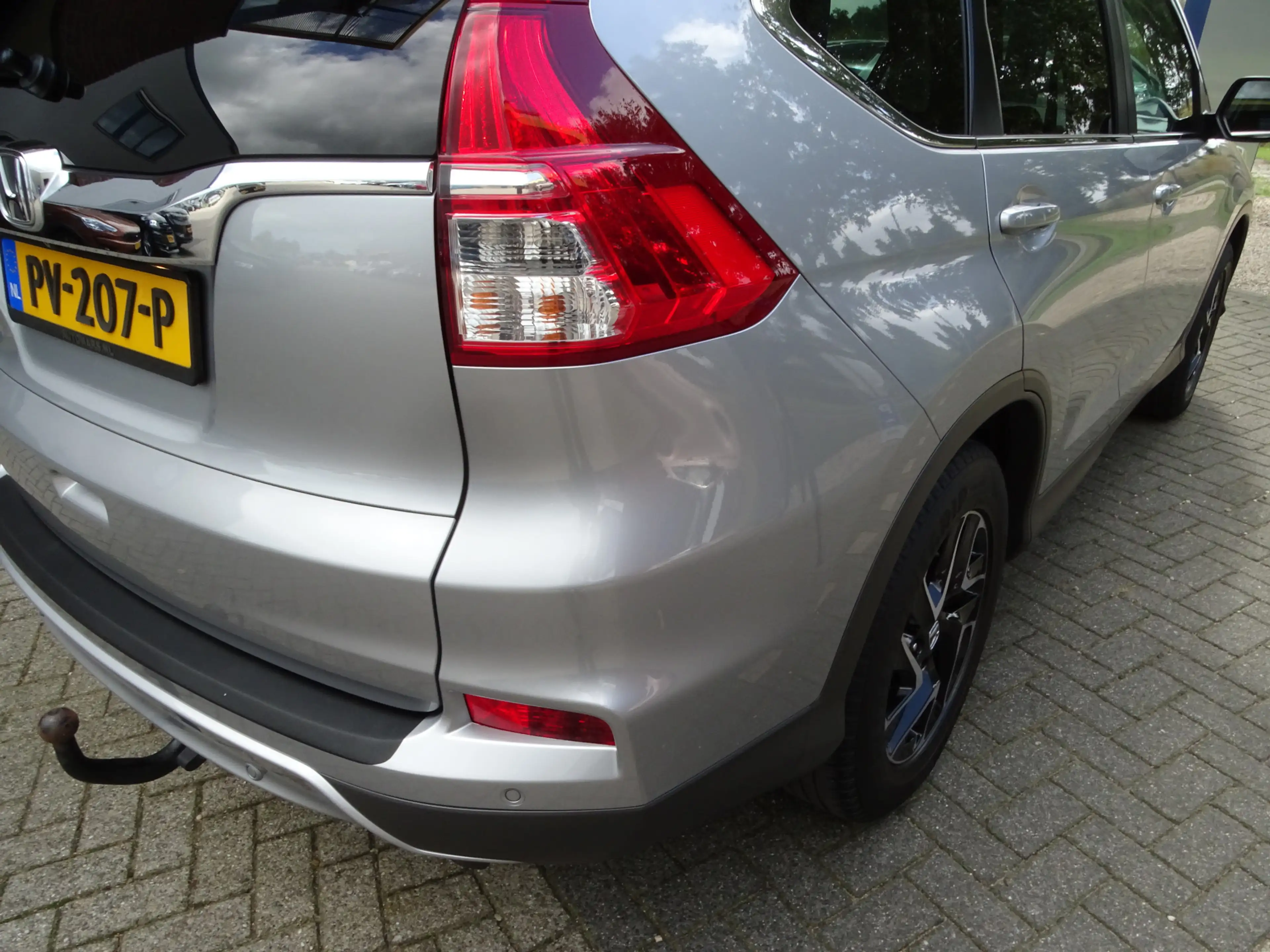 Honda CR-V 2.0 4WD Elegance — photo 12