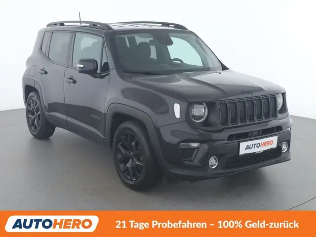 Jeep Renegade view 8