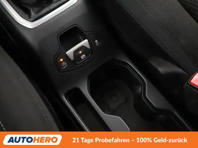 Jeep Renegade view 27