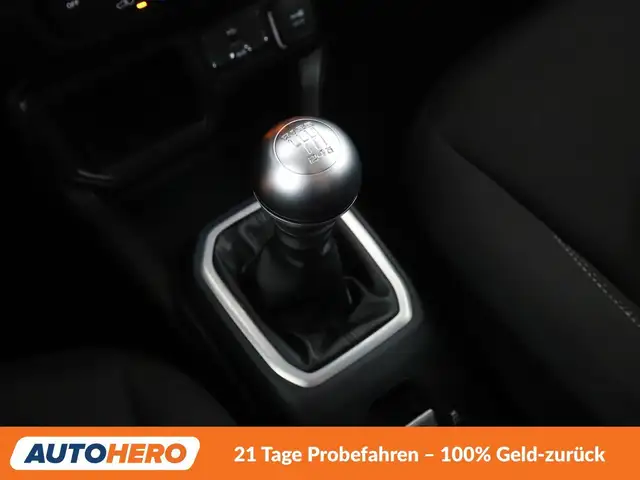 Jeep Renegade view 26
