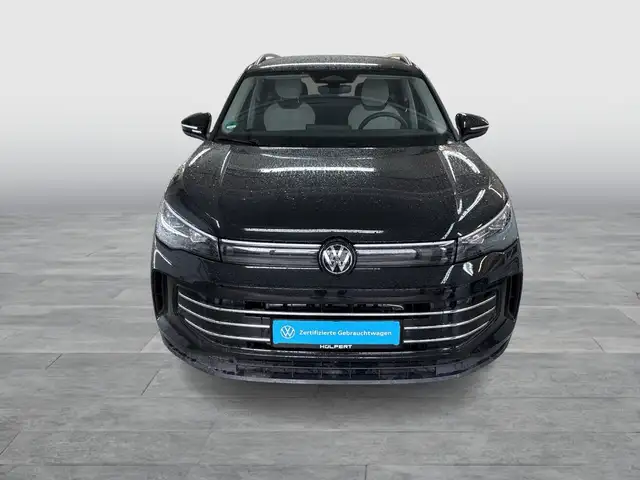 Volkswagen Tiguan view 8