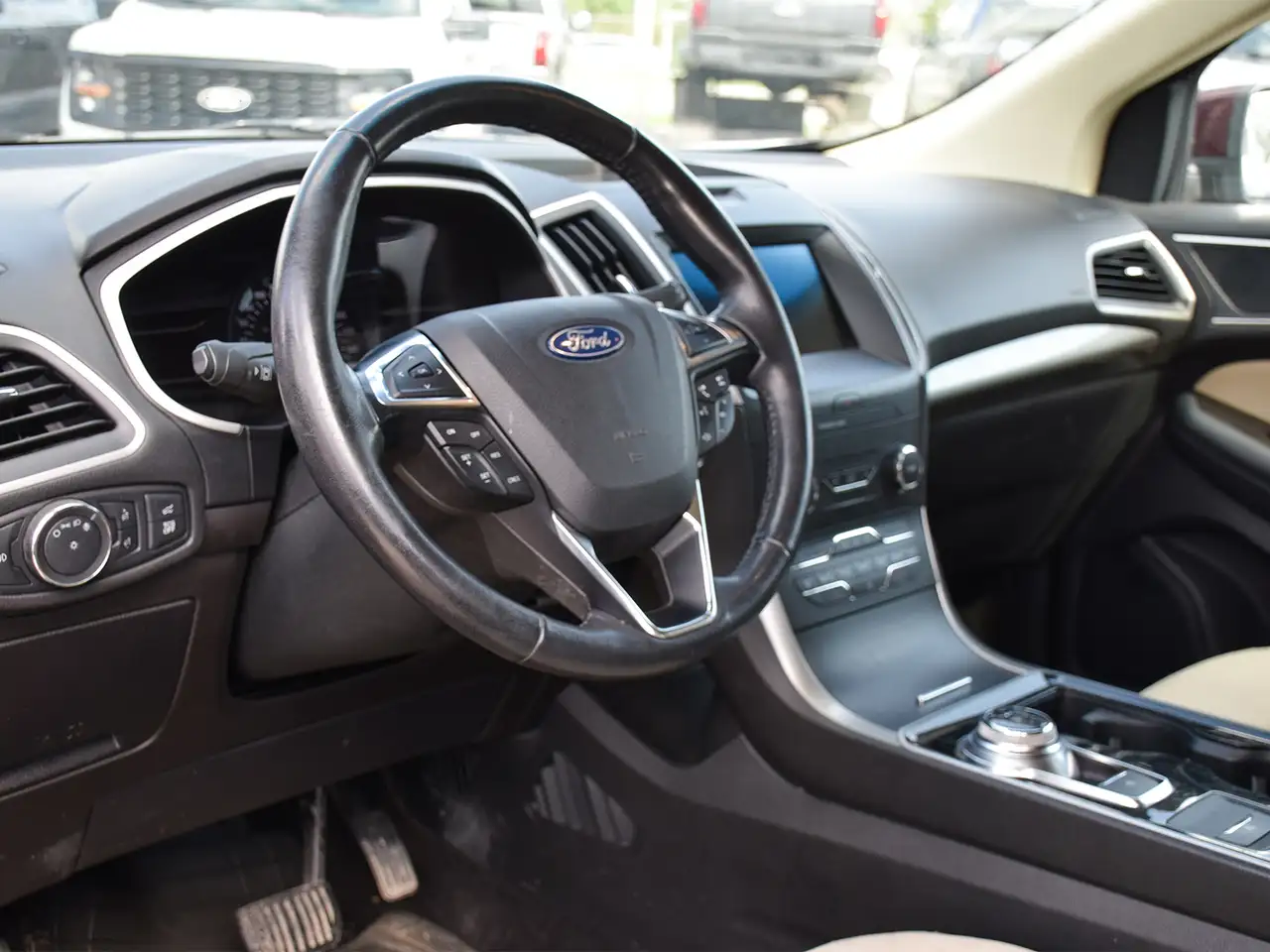 Ford Edge photo Ford Edge
