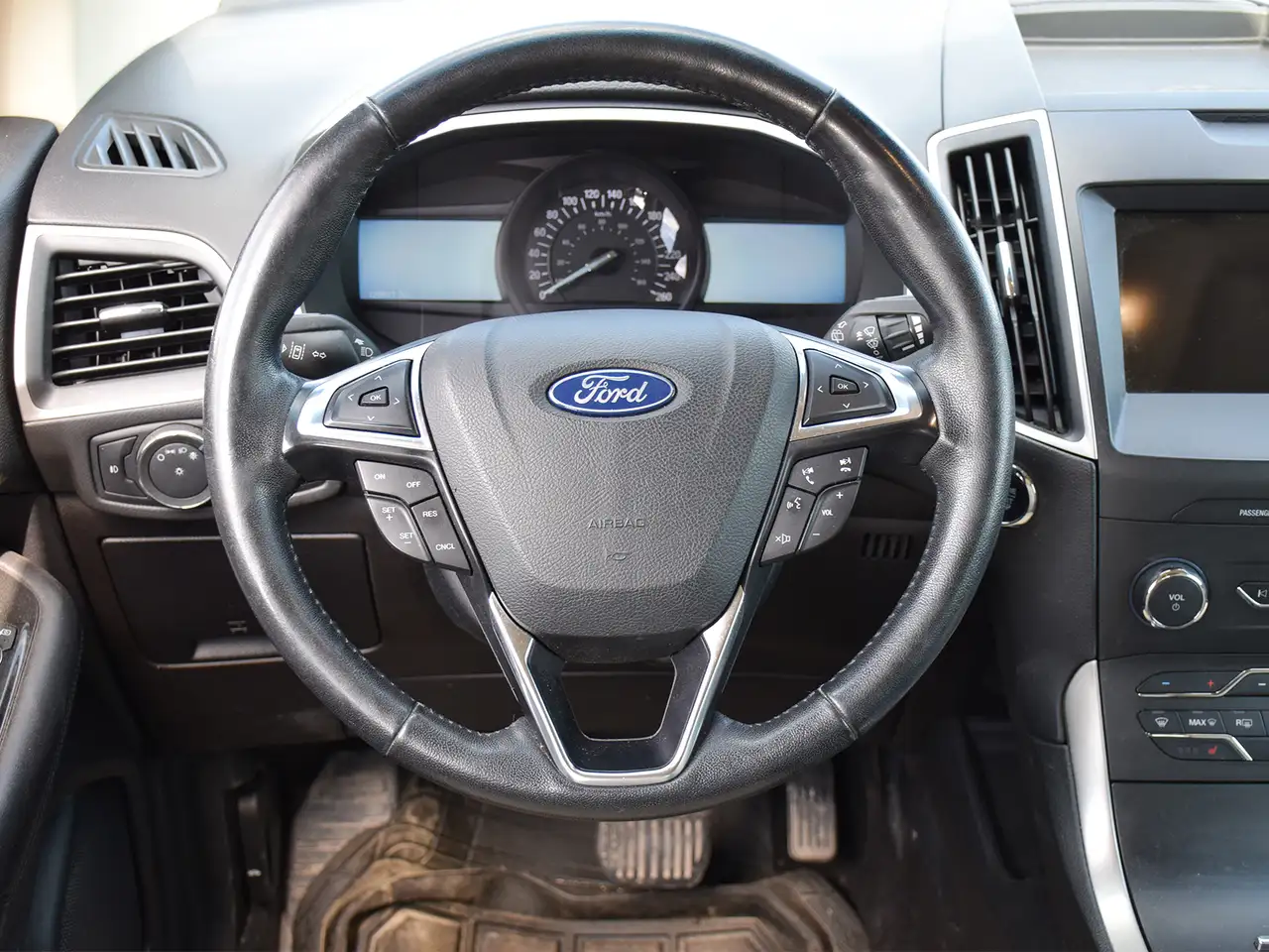 Ford Edge photo Ford Edge