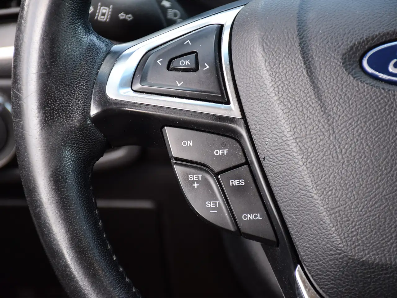 Ford Edge photo Ford Edge