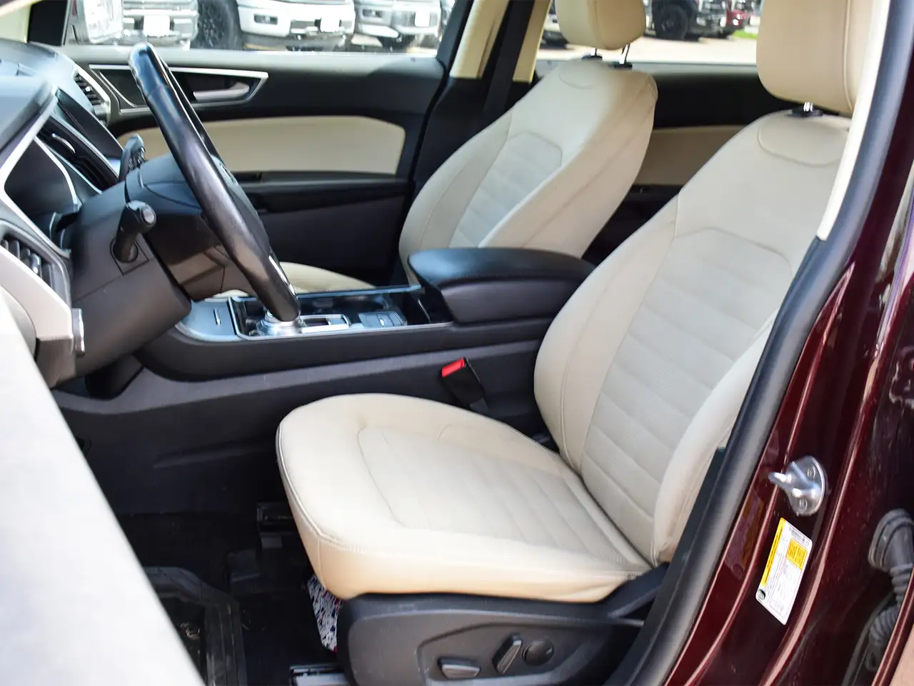 Ford Edge photo Ford Edge