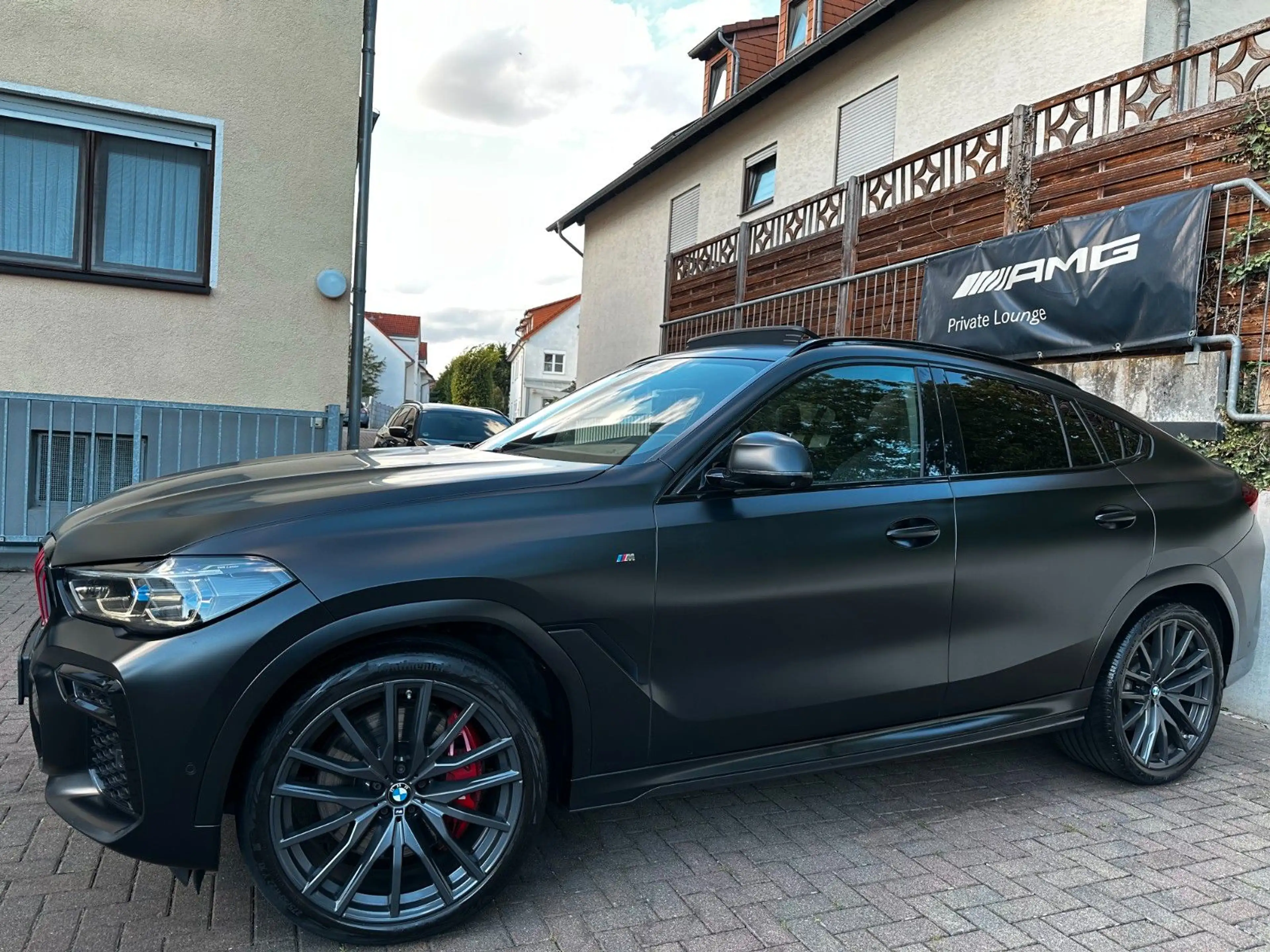 BMW X6 xDr40d M Sport Black Vermilion Edition Frozen — photo 12