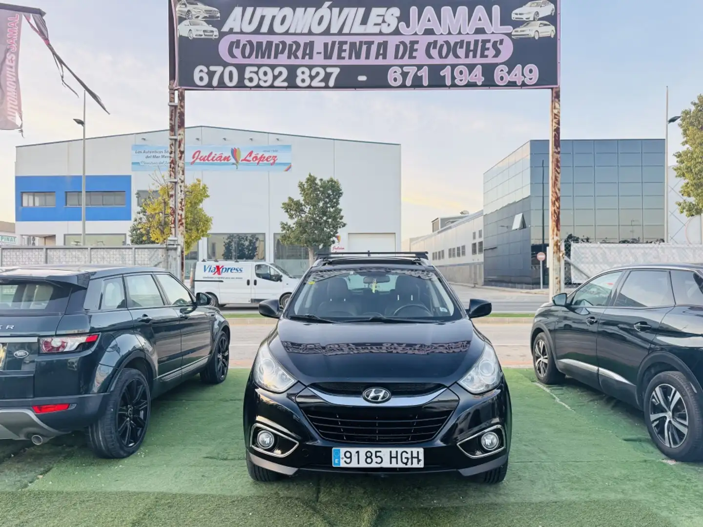 Hyundai iX35 2.0CRDI GLS Comfort Sky 4x2 Schwarz - 2