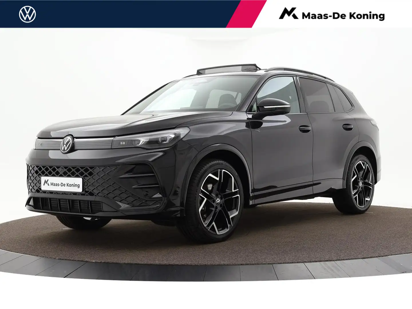 Volkswagen Tiguan 1.5 eTsi 150pk DSG R-Line Business · Keyless · Pan Zwart - 1