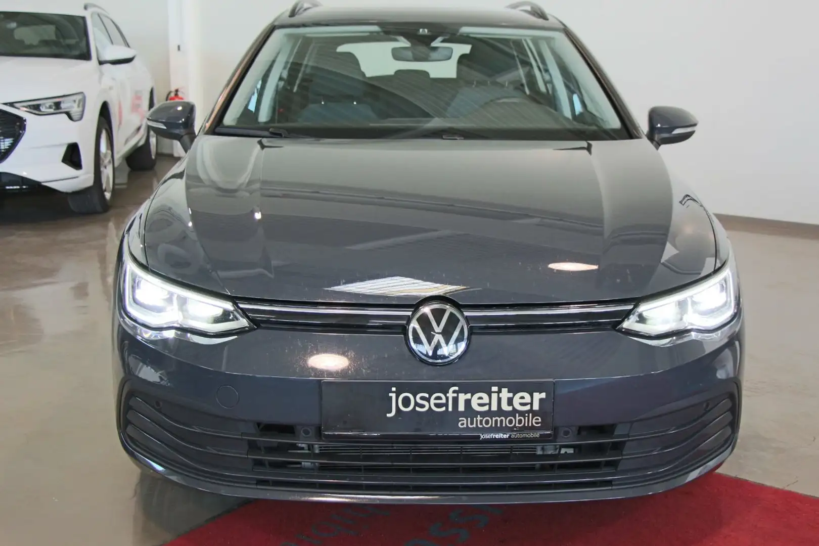 Volkswagen Golf Variant Golf Varian 2.0 TDI DSG AHK/NAVI/IQ LIGHT MATRIX Grau - 2