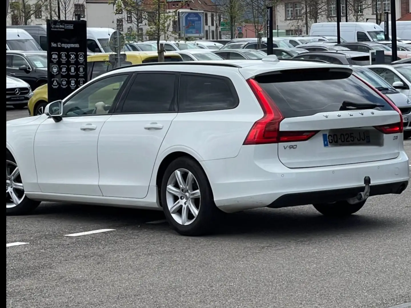 Volvo V90 Cross Country D3 AWD 190 ch Geartronic 8   Pro Alb - 1
