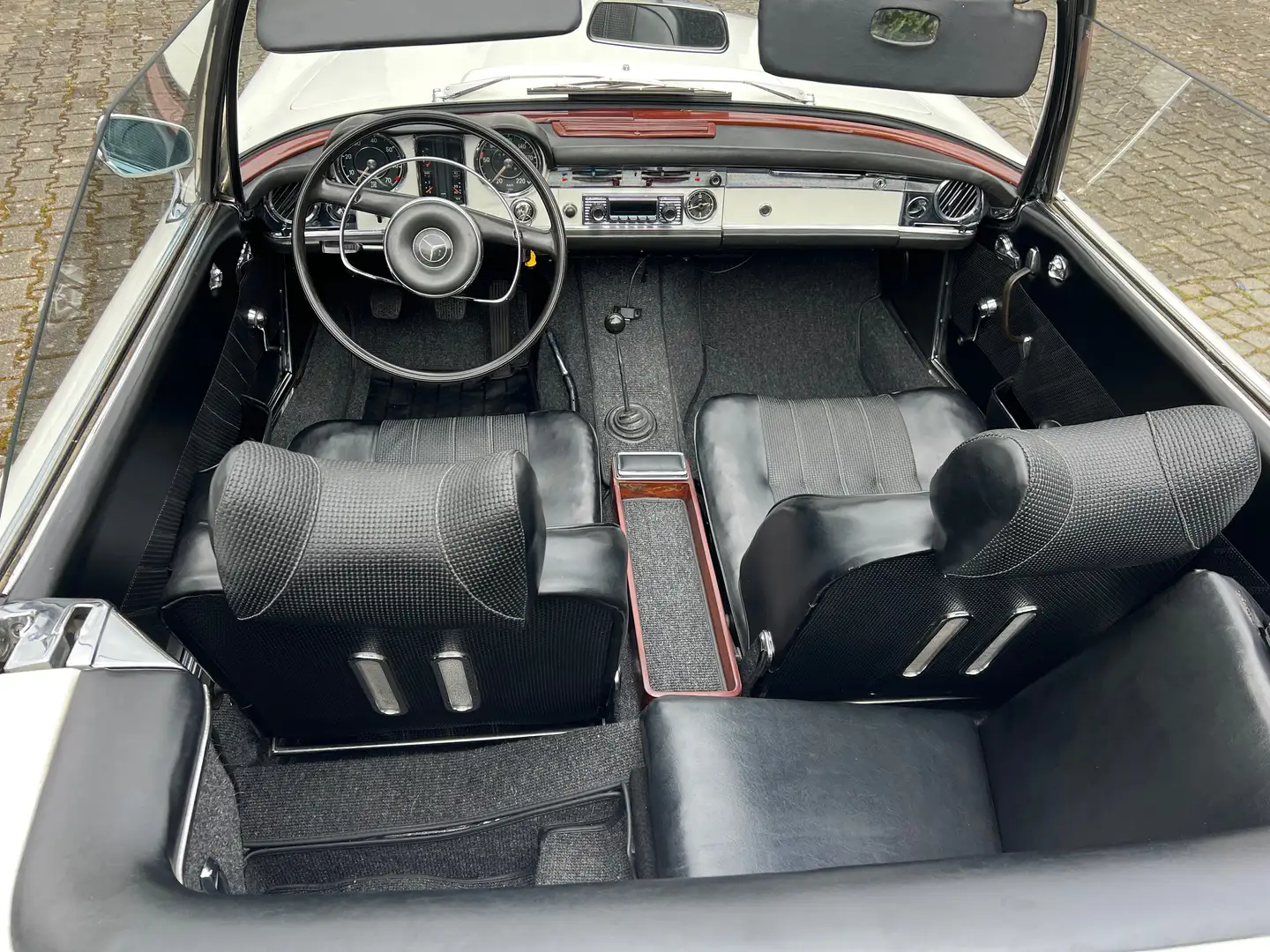 Mercedes-Benz 230 SL mit Soft-Top, Fahrwerk, viele Teile restauriert Blanc - 2