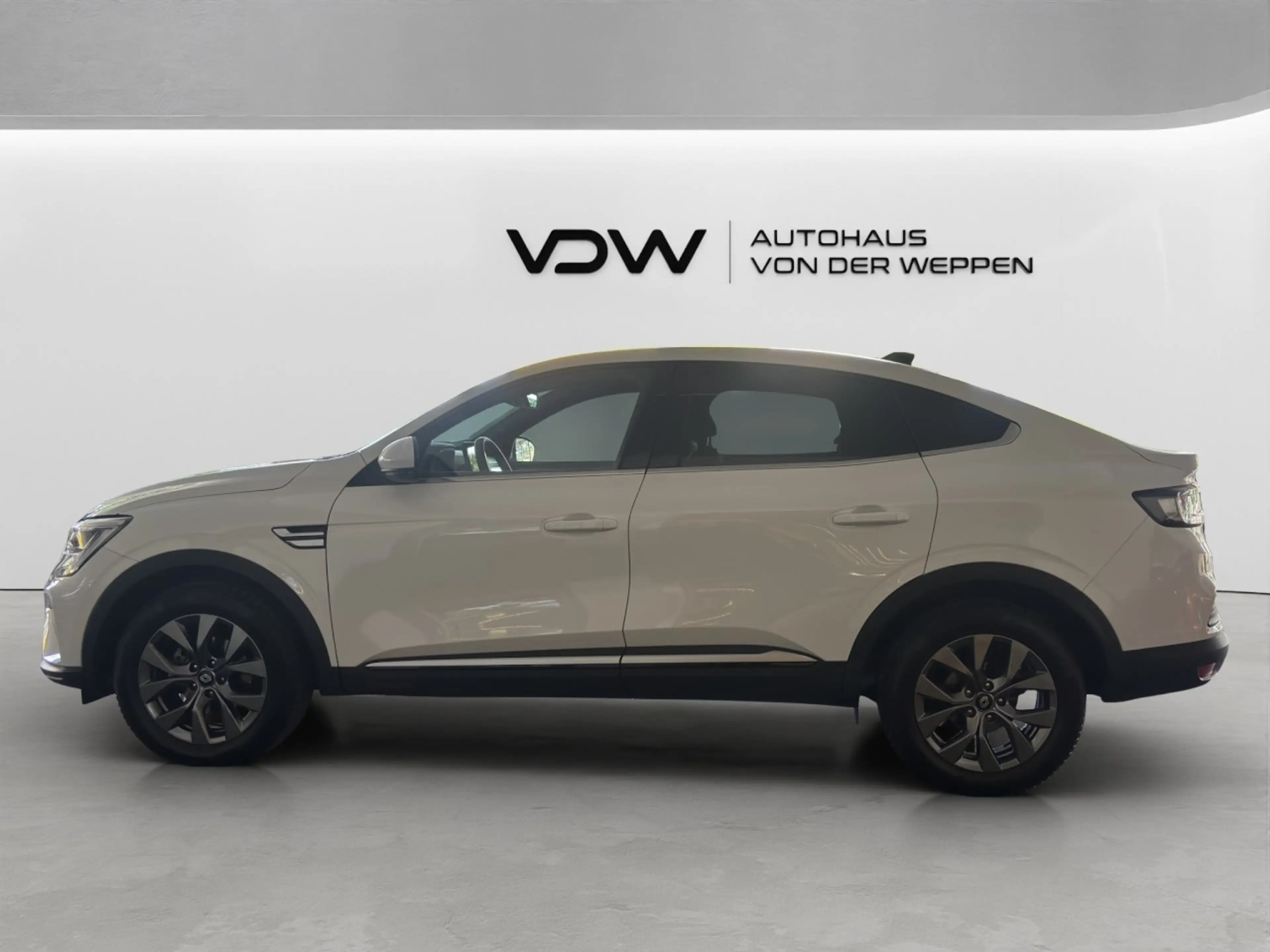 Renault Arkana Techno Mild Hybrid 140 EDC Klima Navi — photo 3