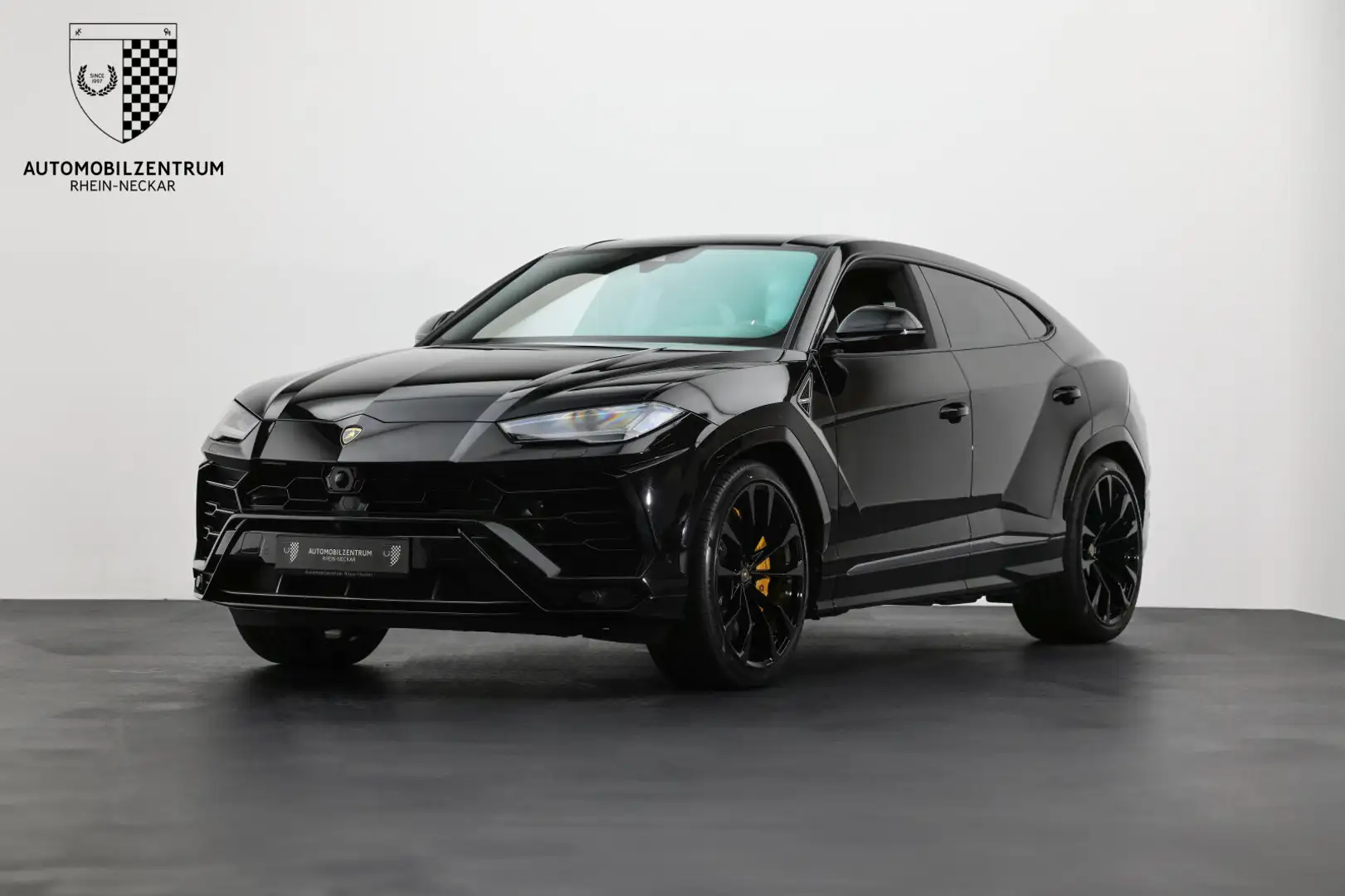 Lamborghini Urus Urus StylePack/Adv.B&O/23"/AHK/Garantie02.26 Noir - 1