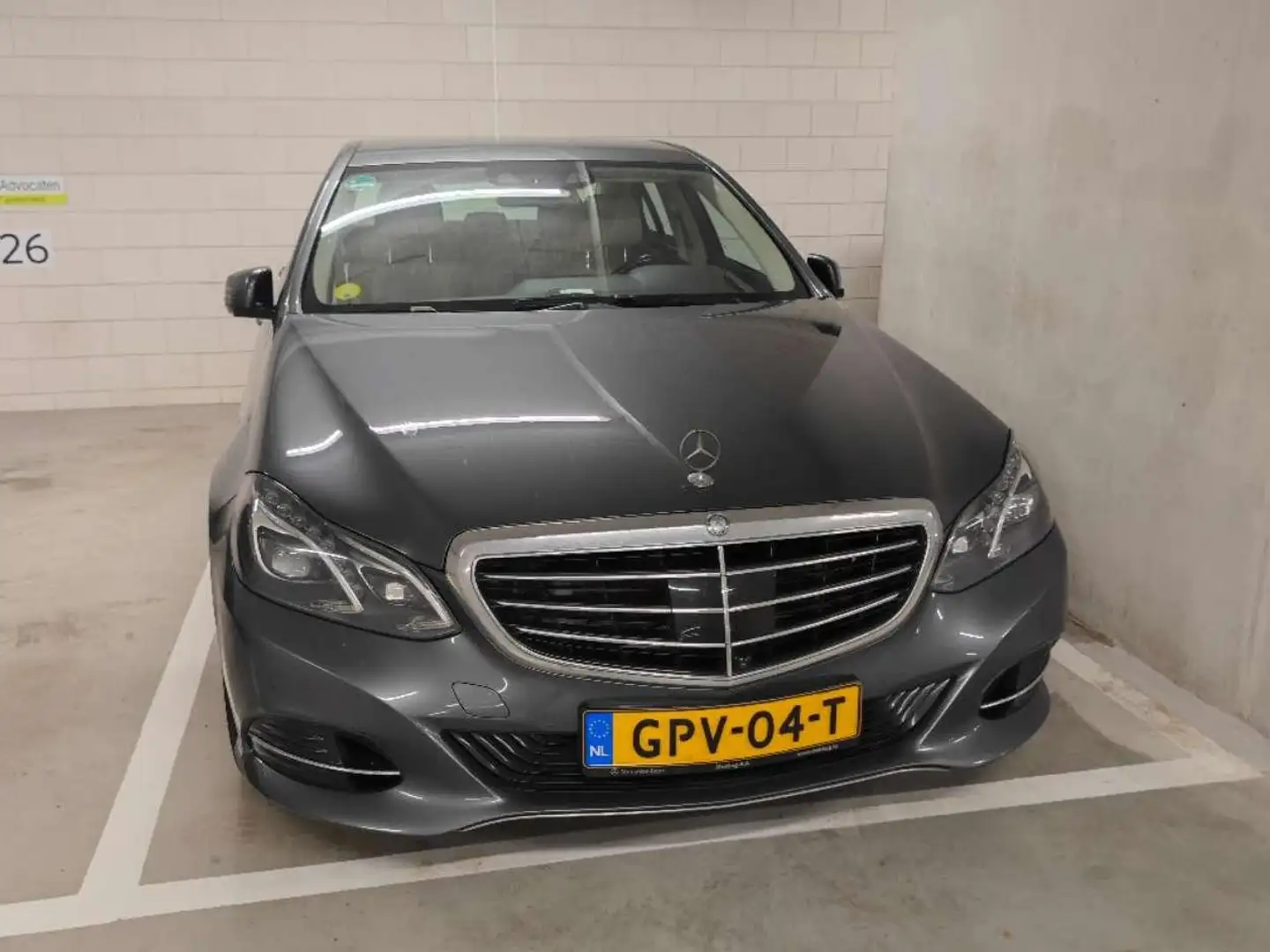 Mercedes-Benz E 220 E 220 BlueTEC Grijs - 1