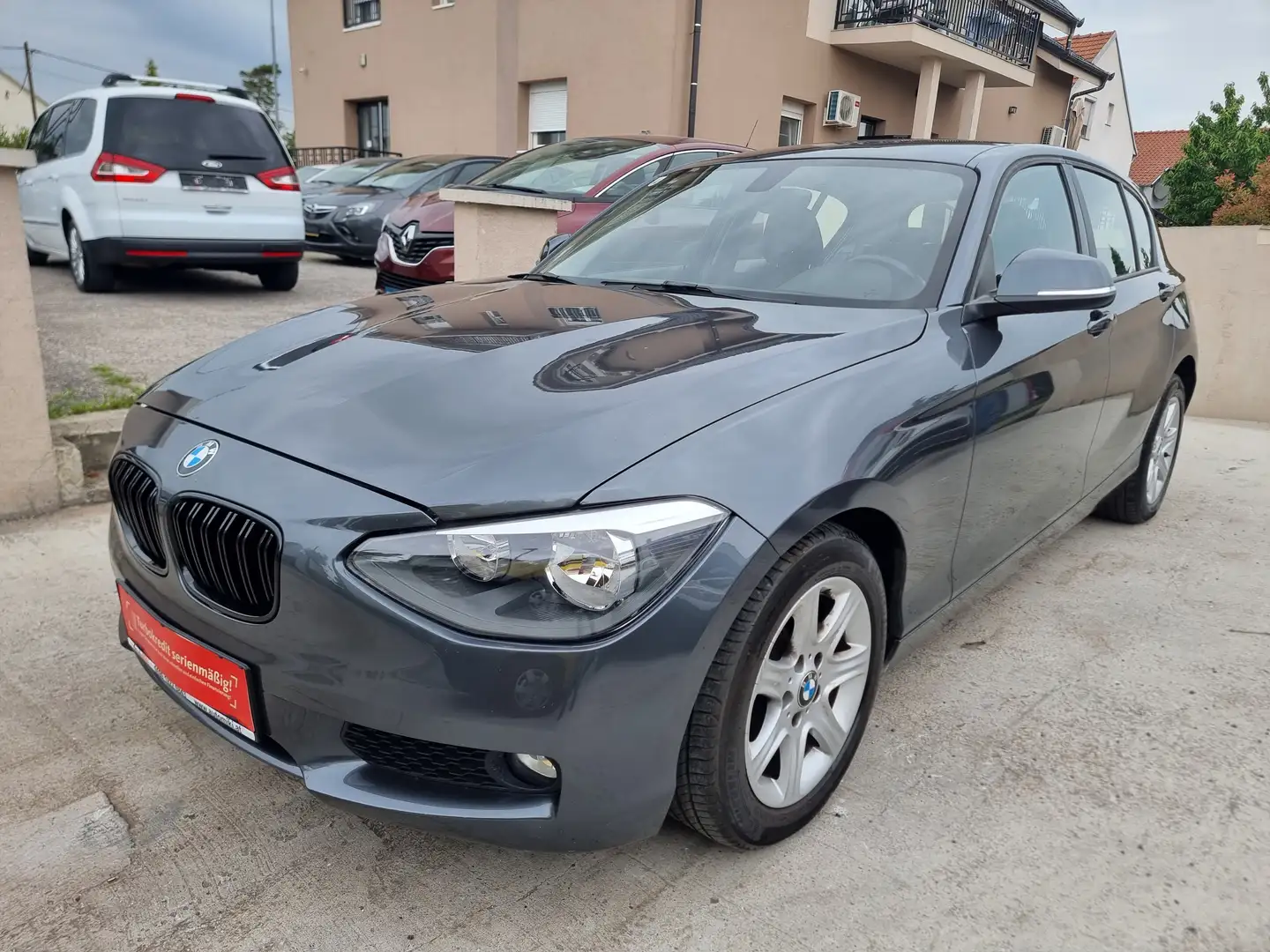 BMW 116 116 i Automatik F20 Grau - 1