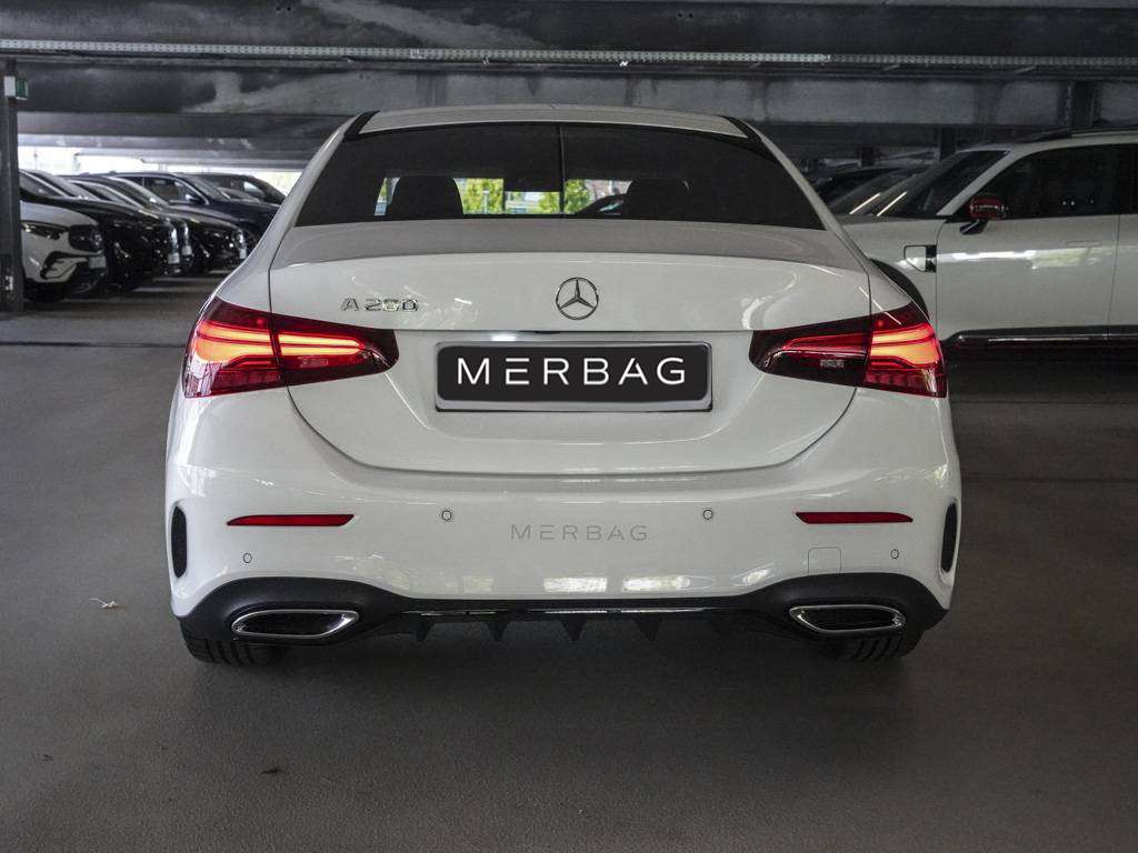 Mercedes-Benz A 200