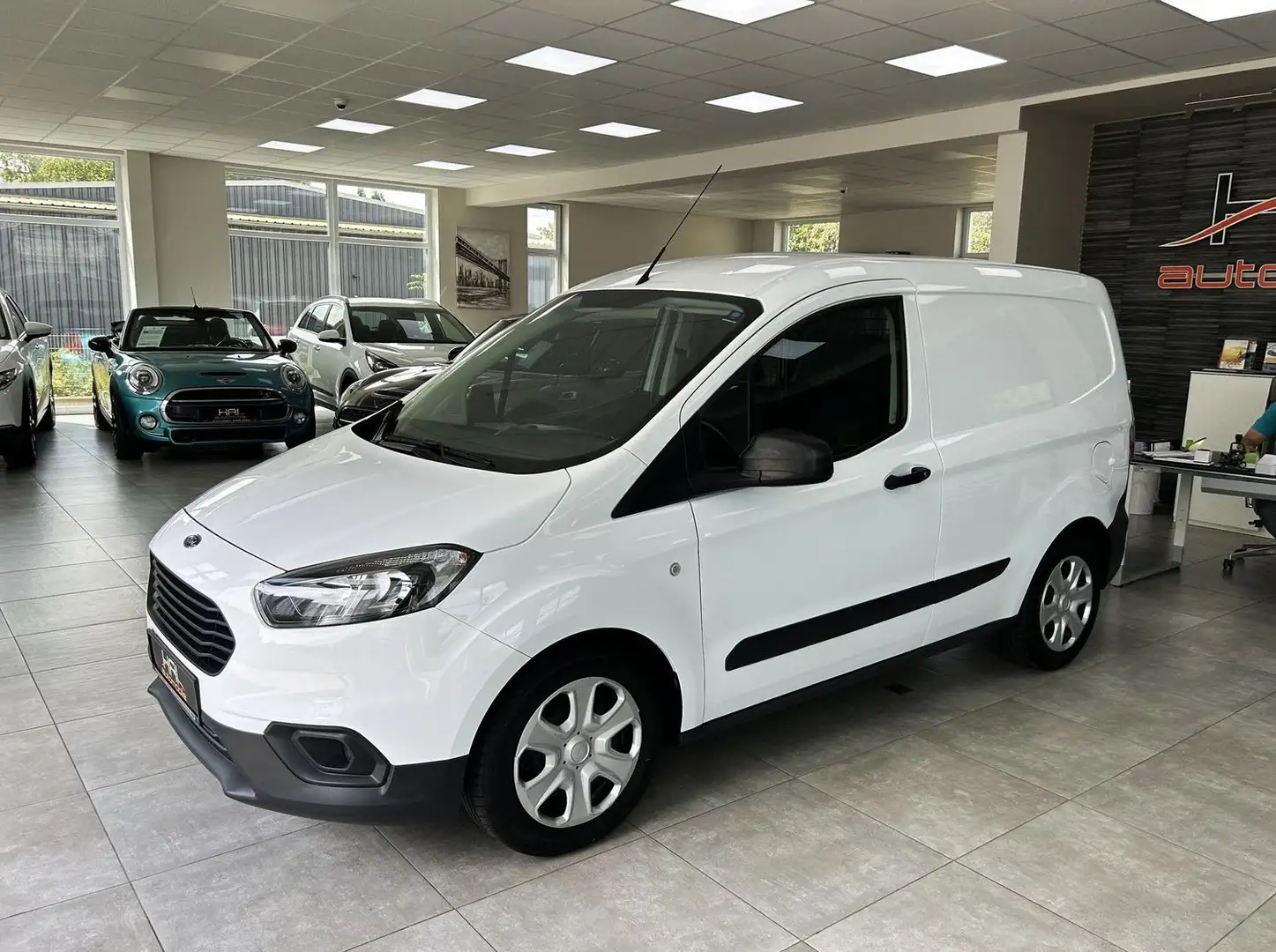 Ford Transit Courier Trend Klima/1Hand/Regale Blanco - 1