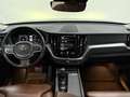 Volvo XC60 2.0 T8 Twin Engine AWD Momentum Pro | Panorama | L Чорний - thumbnail 2