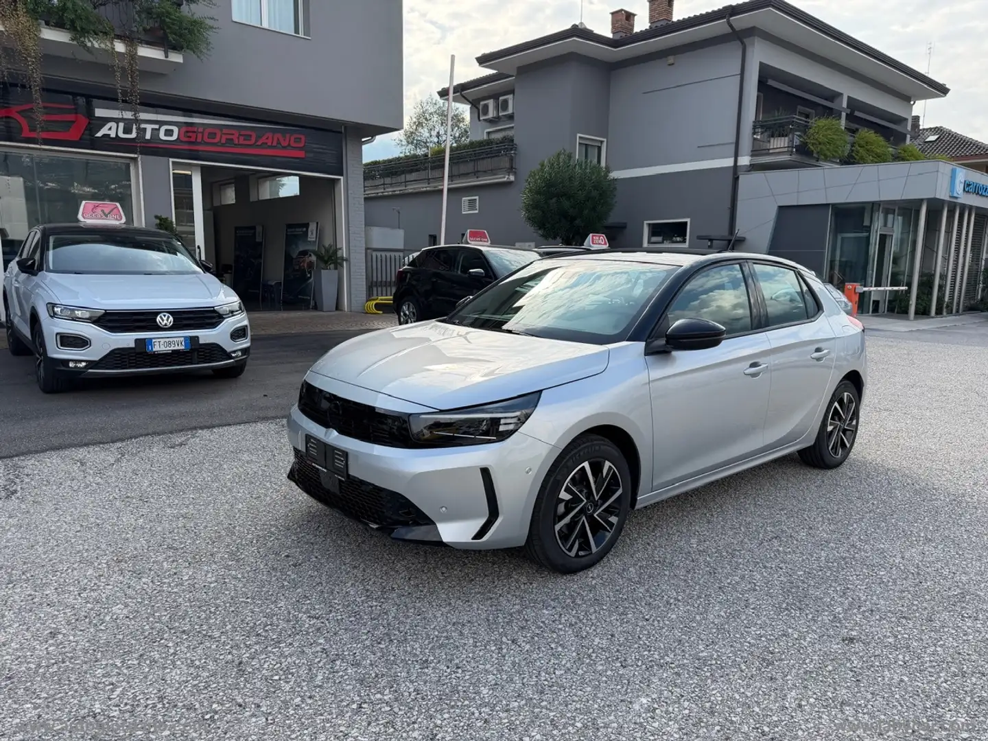 Opel Corsa 1.2 100 CV GS Grigio - 1