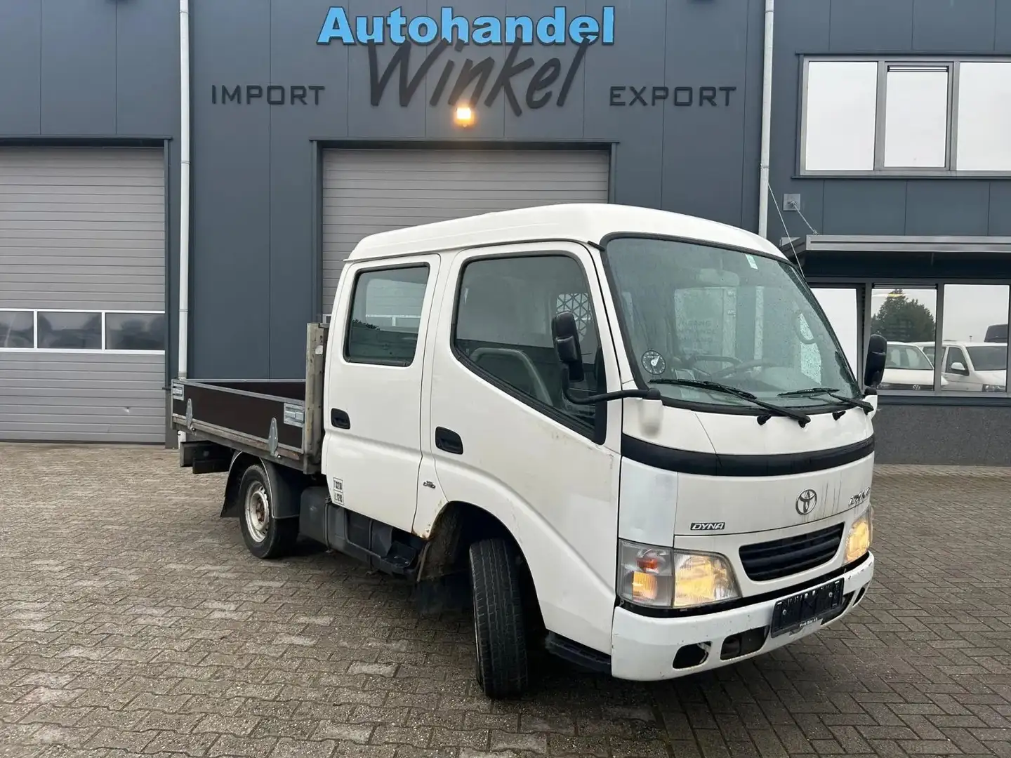 Toyota Dyna DUB CAB 100 3.0 D-4D Blanc - 1