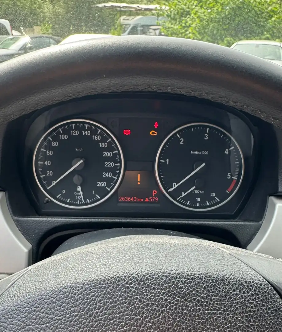 BMW 320 320d DPF Aut. Edition Lifestyle - 2