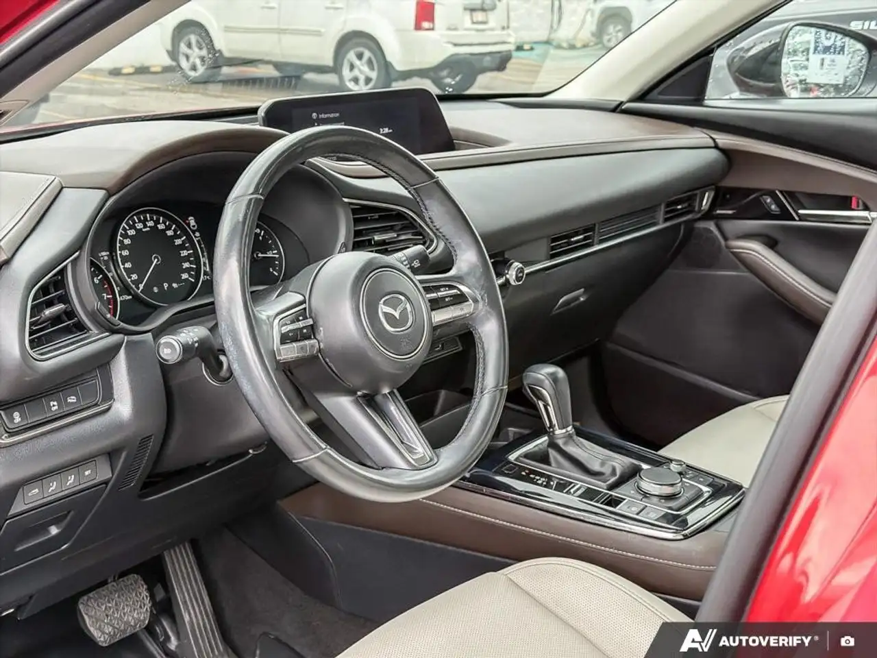 Mazda CX-30 photo Mazda CX-30