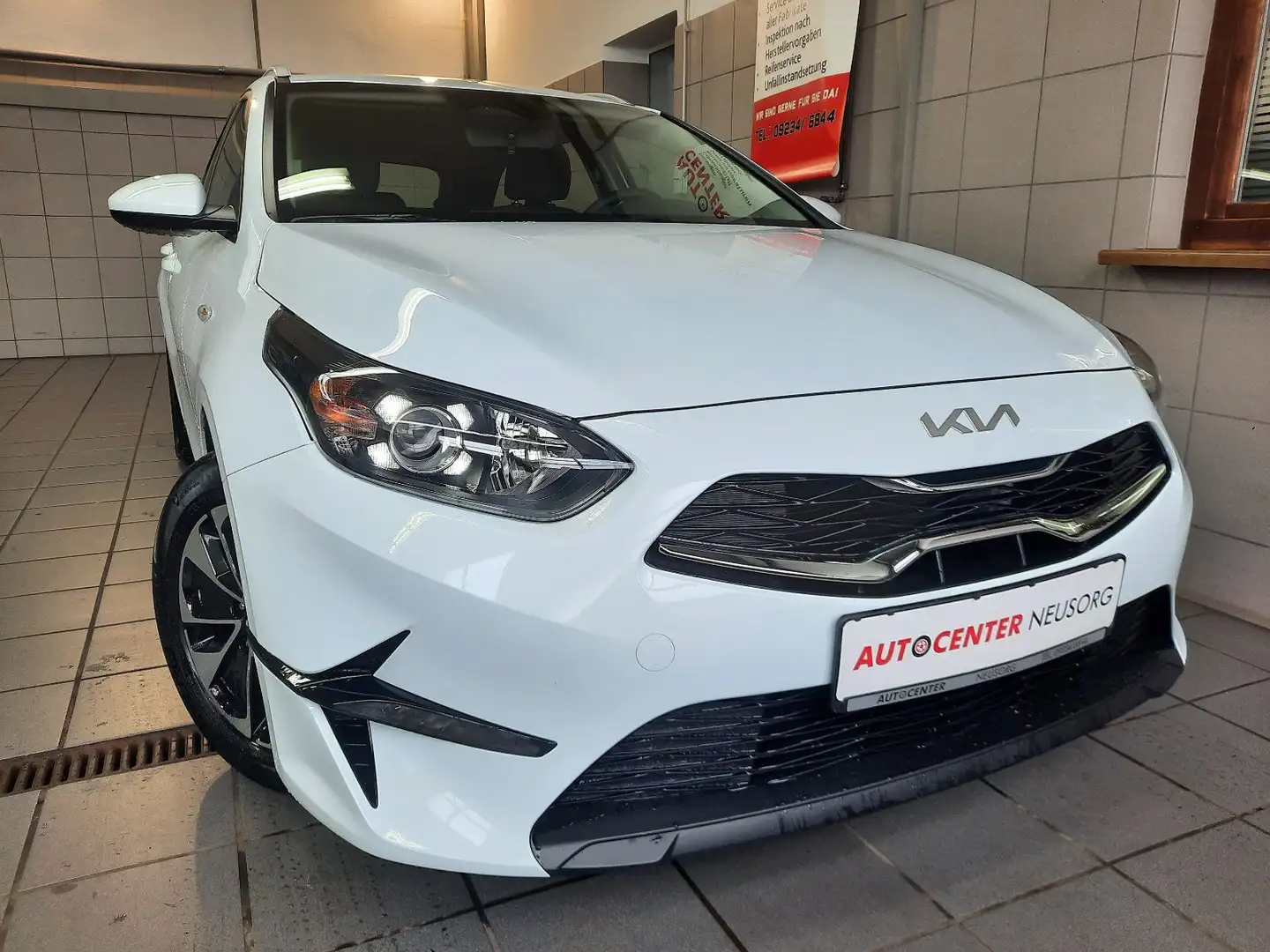 Kia Ceed SW / cee'd SW Rot - 1