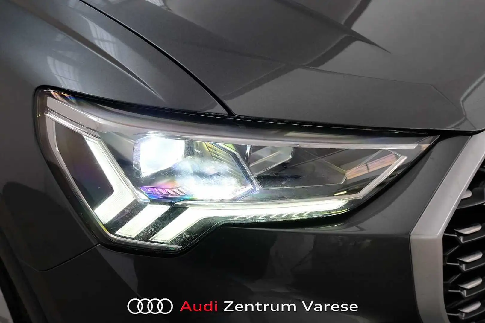 Audi Q3 Sportback 45 TFSI-E 245CV Stronic Sline Edition Grigio - 2