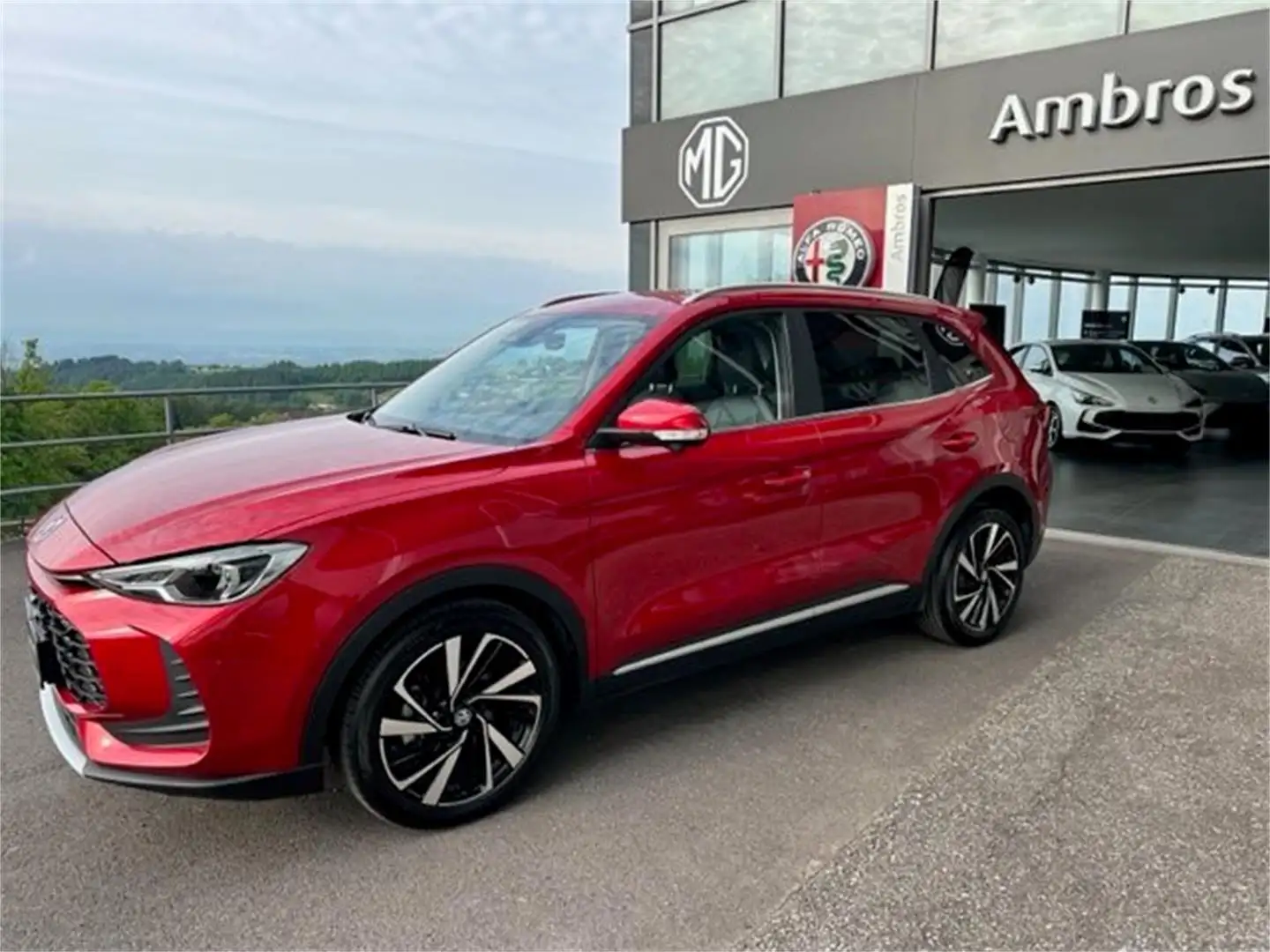 MG ZS HEV+ Luxury - LAGERND Rot - 1