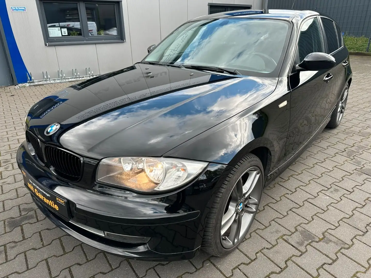 BMW 116 Baureihe 1 Lim. 116d / Neue Steuerkette Zwart - 1