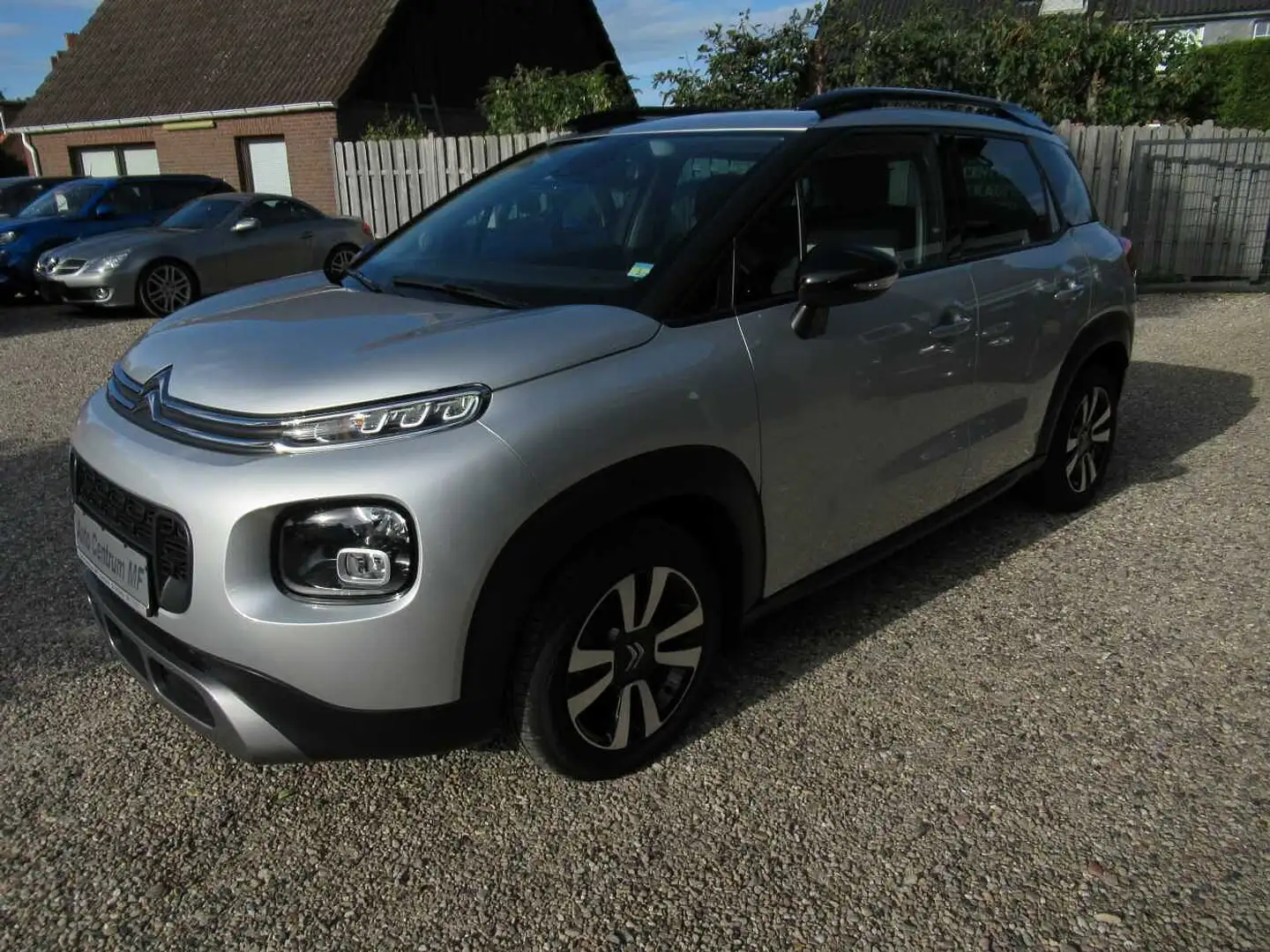 Citroen C3 Aircross BlueHDI Shine Silber - 1