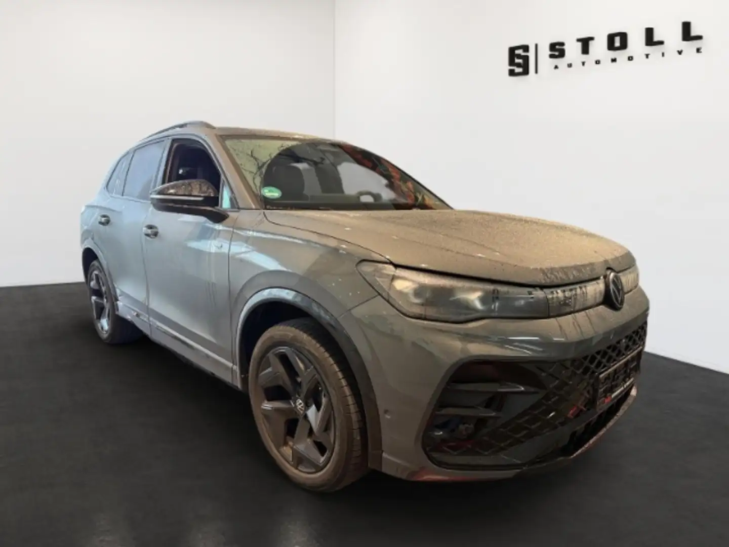 Volkswagen Tiguan 2.0 TDI R-Line 4Motion BlackStyle+Leder+Navi+Pano+ Grau - 2