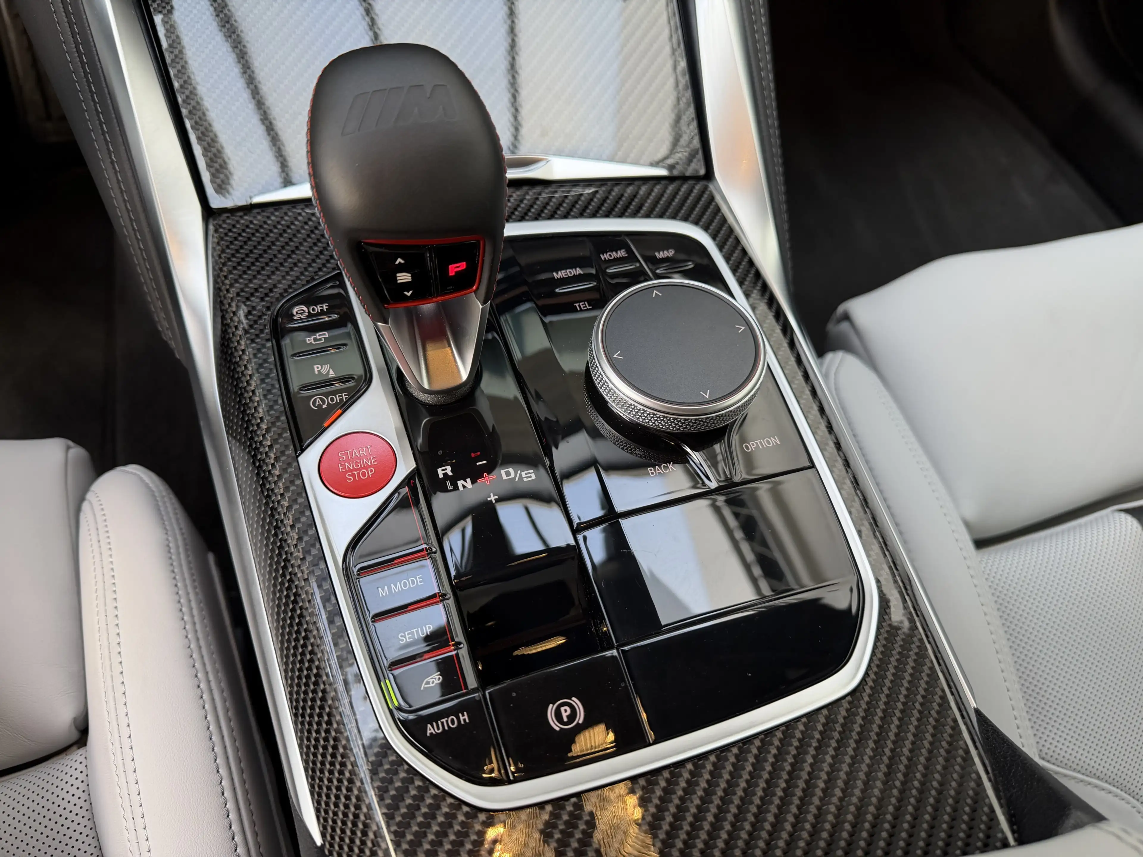 BMW M4 xDrive Competition Sitzlüft ACC 360° Carbon — photo 10