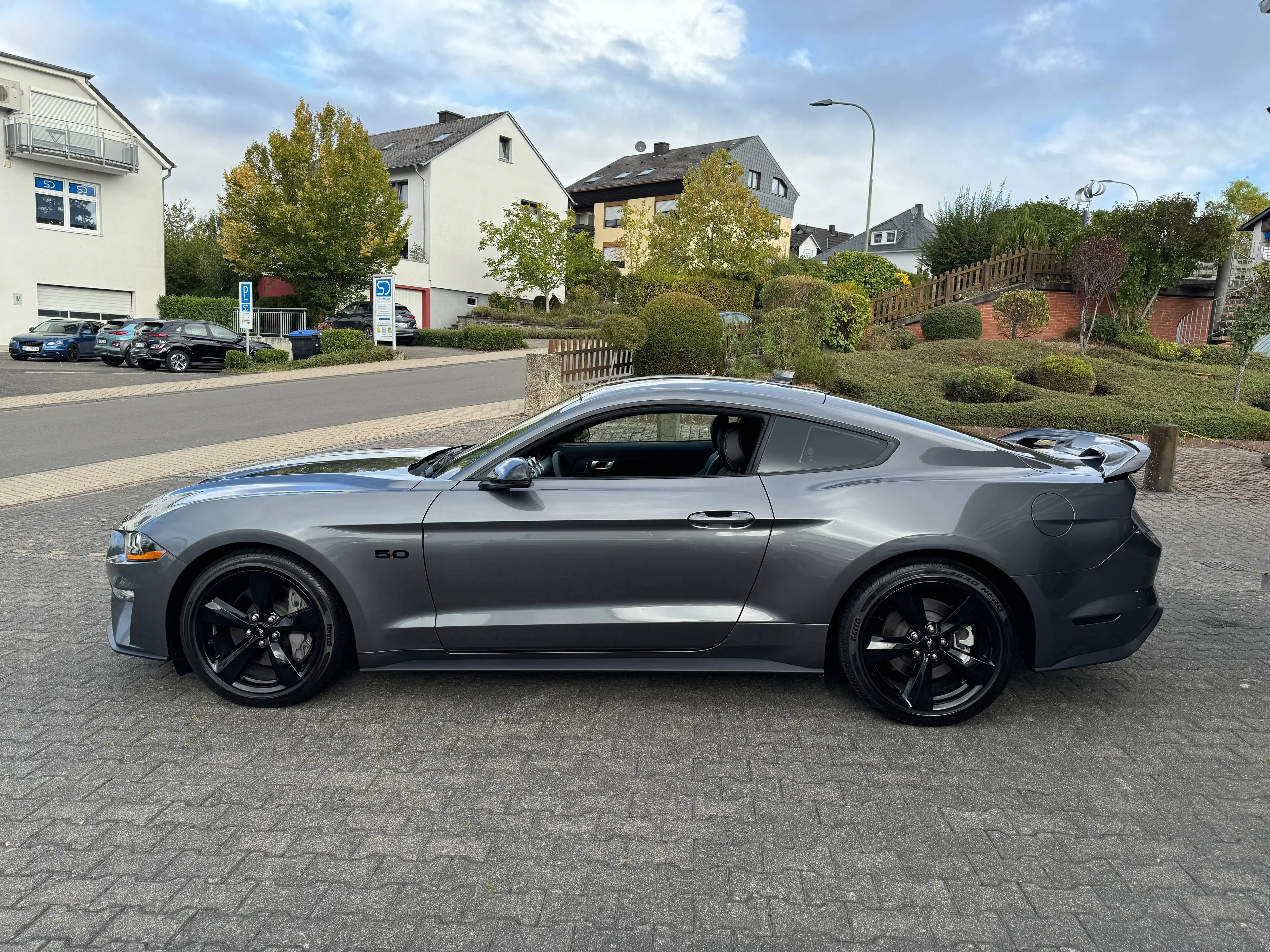 Ford Mustang GT 5,0 V8 Fastback*Leder*Navi*B&O*LED*Digi Cockpit*Launch*LineLock*24 Mon. Garantie — photo 3