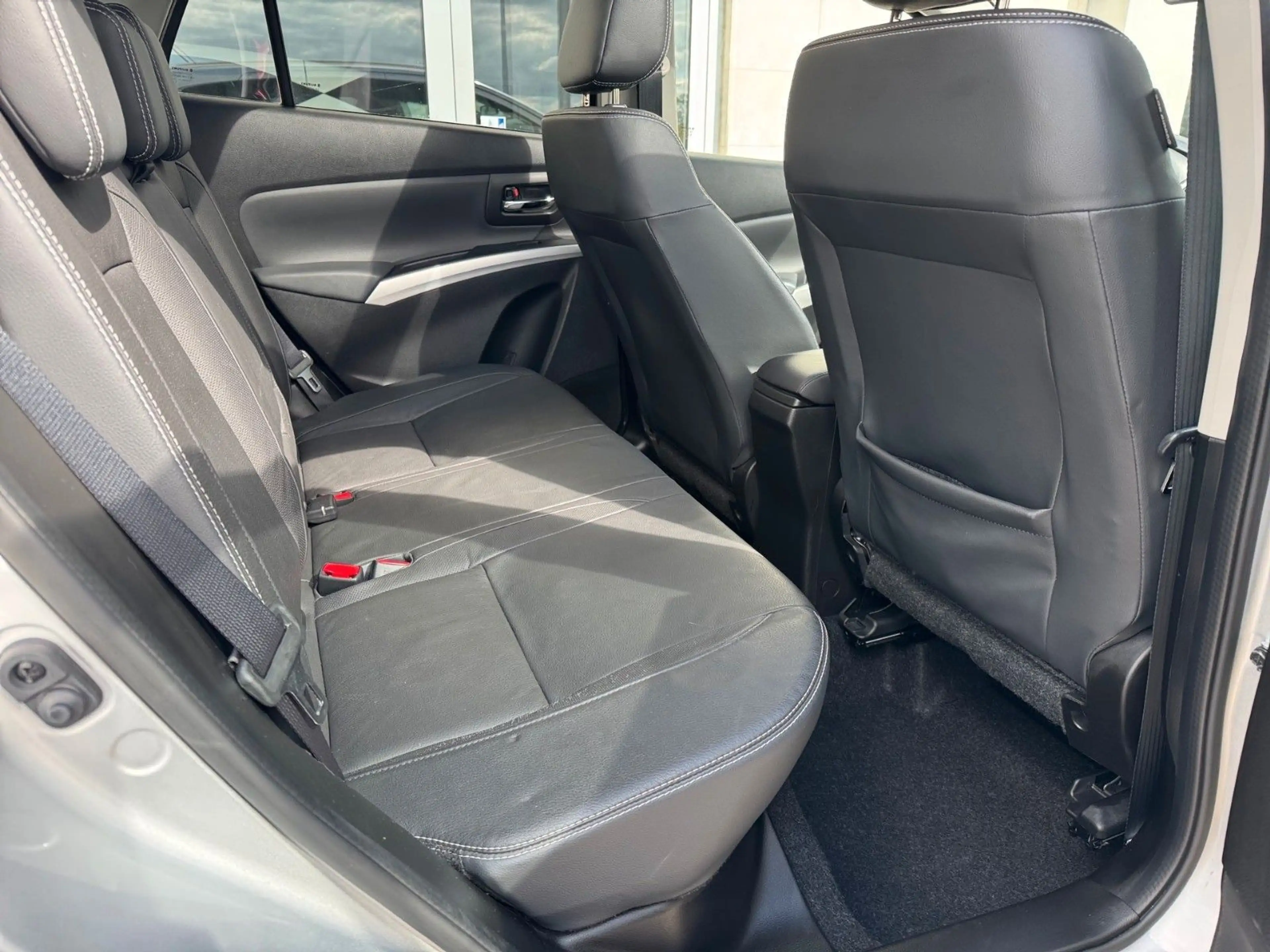Suzuki SX4 S-Cross Comfort+ 4x4 AHK Winterräder — photo 14