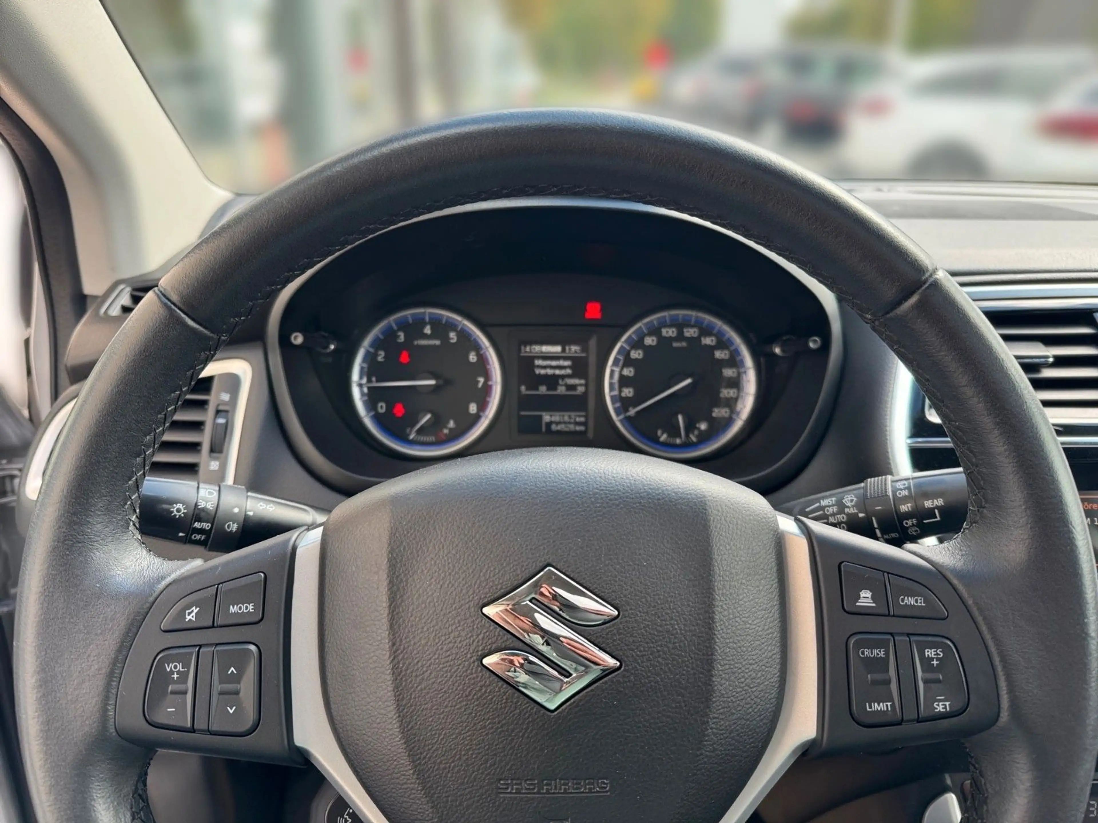 Suzuki SX4 S-Cross Comfort+ 4x4 AHK Winterräder — photo 8