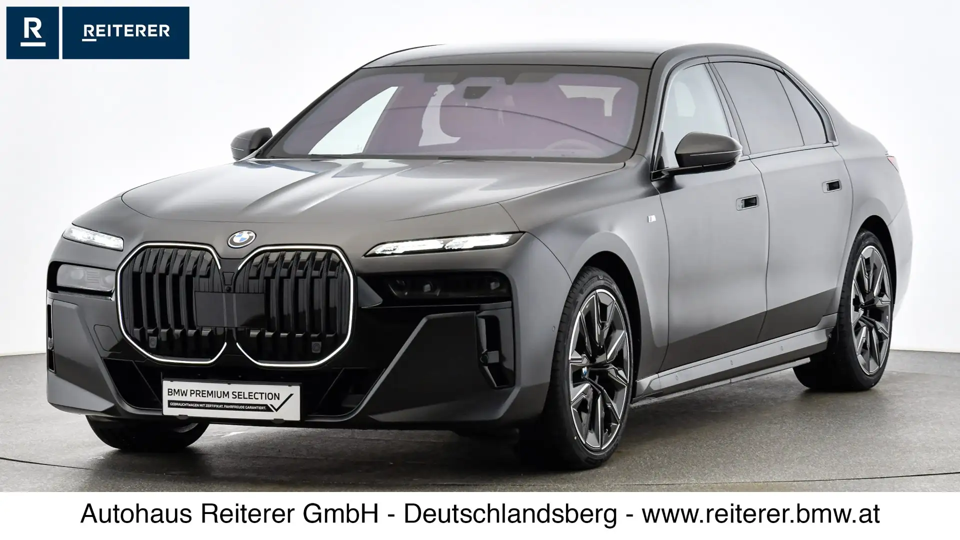 BMW i7 xDrive60 Grau - 1