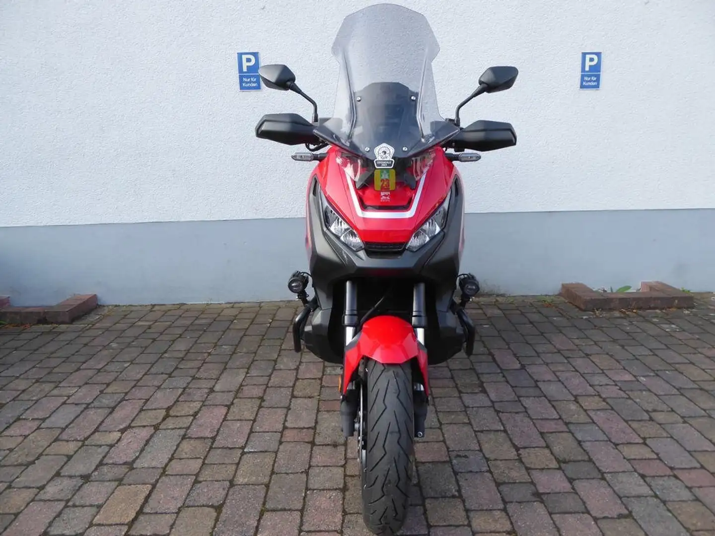 Honda X-ADV 750 Czerwony - 2