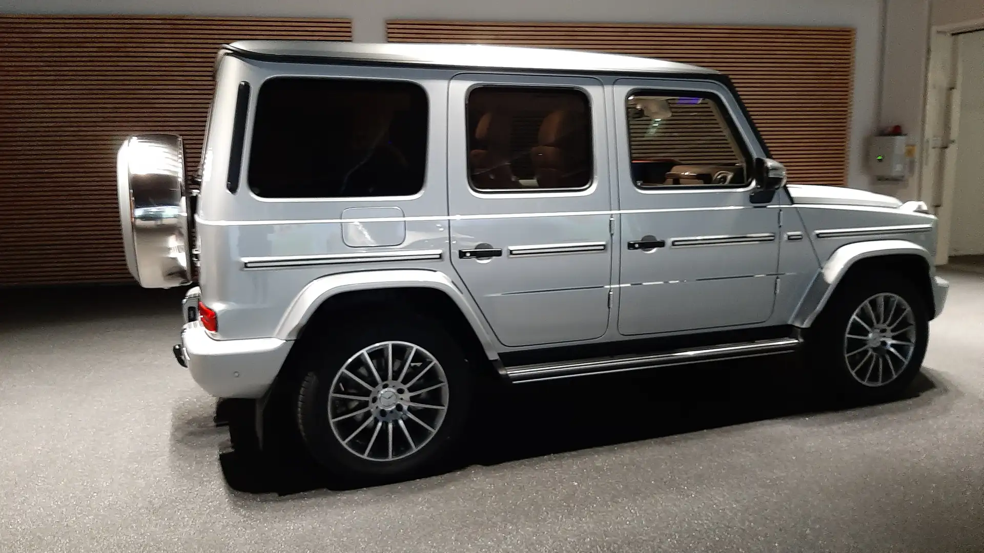 Mercedes-Benz G 400 G 400 d 9G-TRONIC Exclusive Argintiu - 2