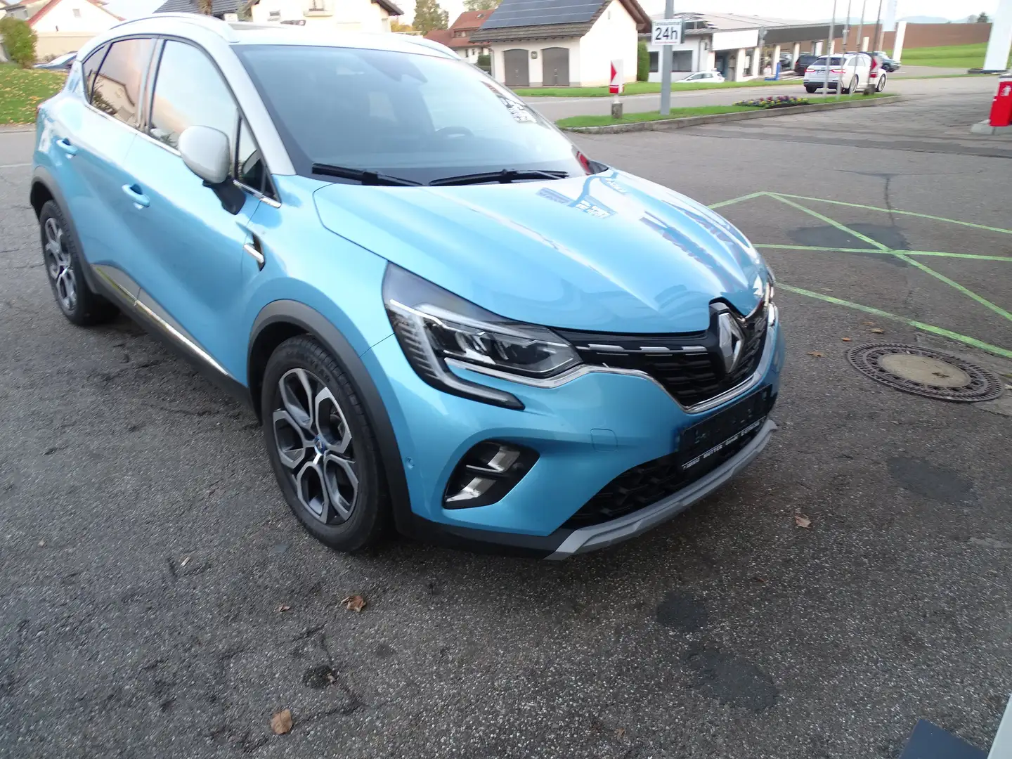 Renault Captur 1.6 E-Teck Plug-in Hybrid 160 Edition One Blau - 2